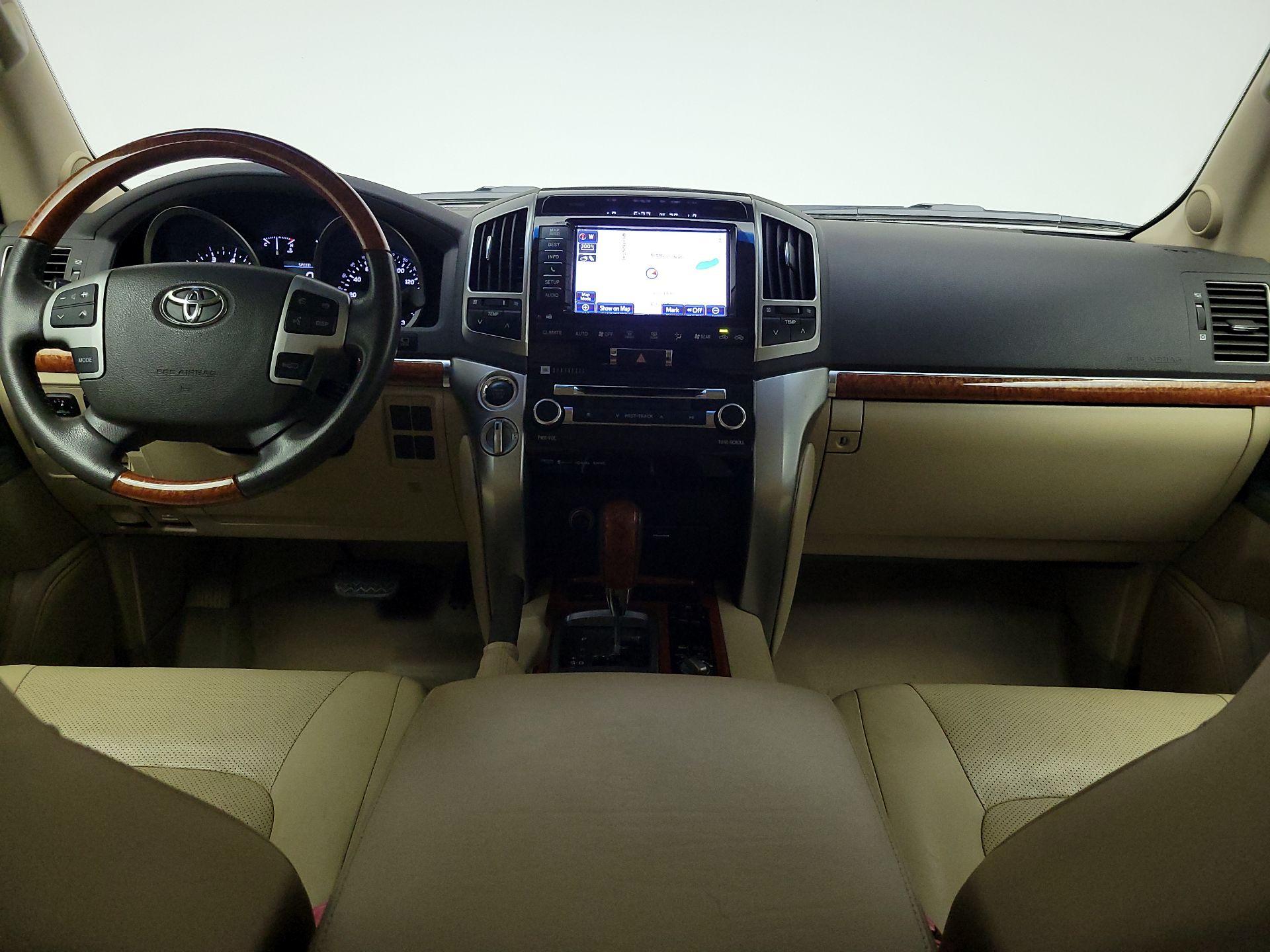Thumbnail: 2014 Toyota Land Cruiser - 9
