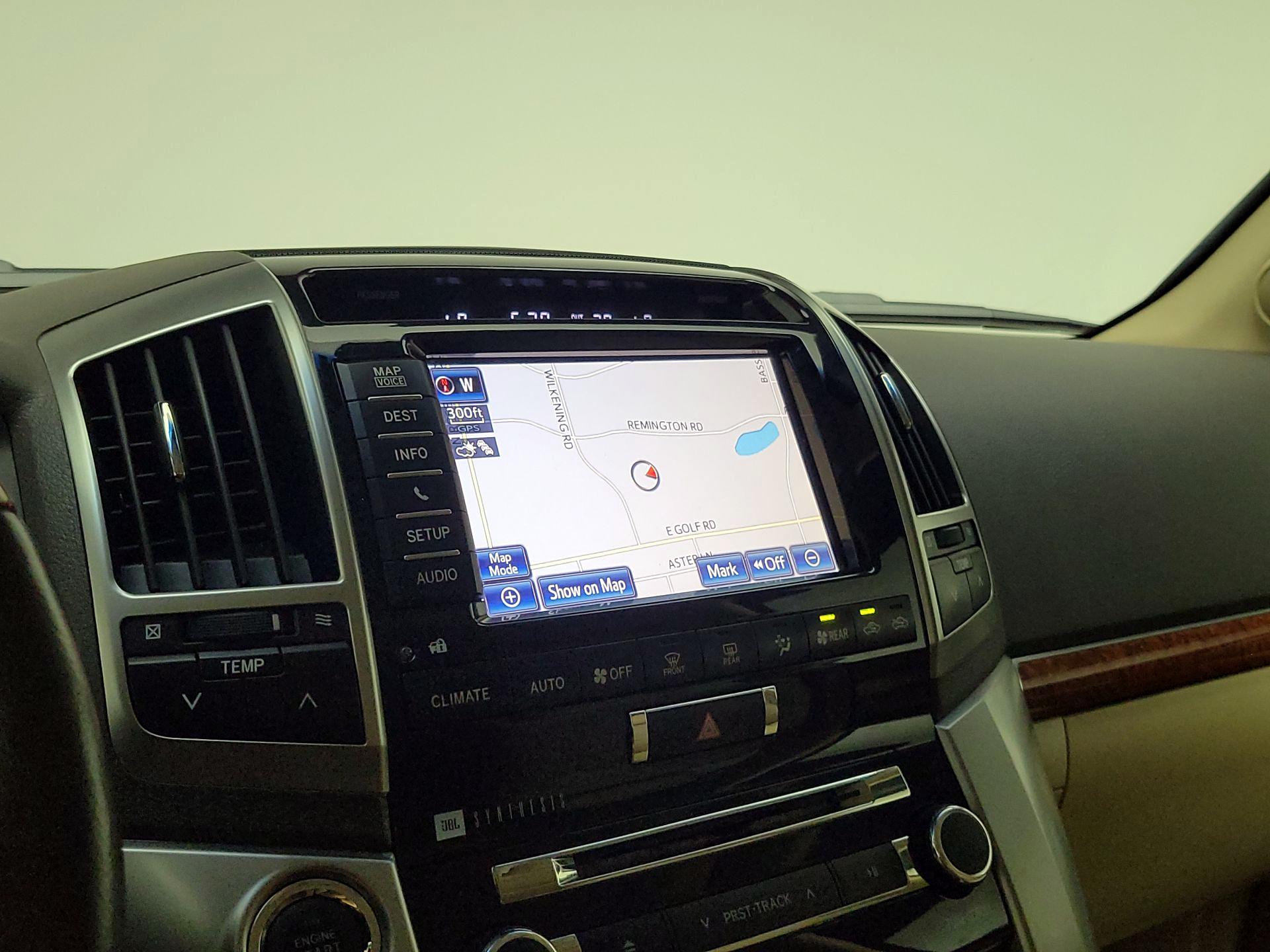 Thumbnail: 2014 Toyota Land Cruiser - 14
