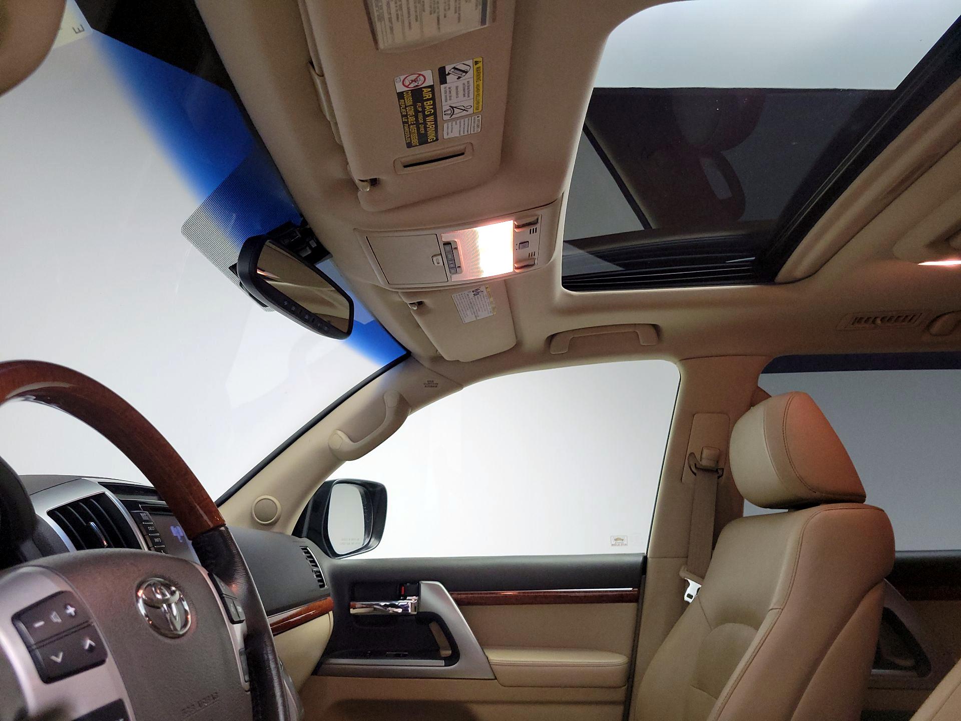 Thumbnail: 2014 Toyota Land Cruiser - 20