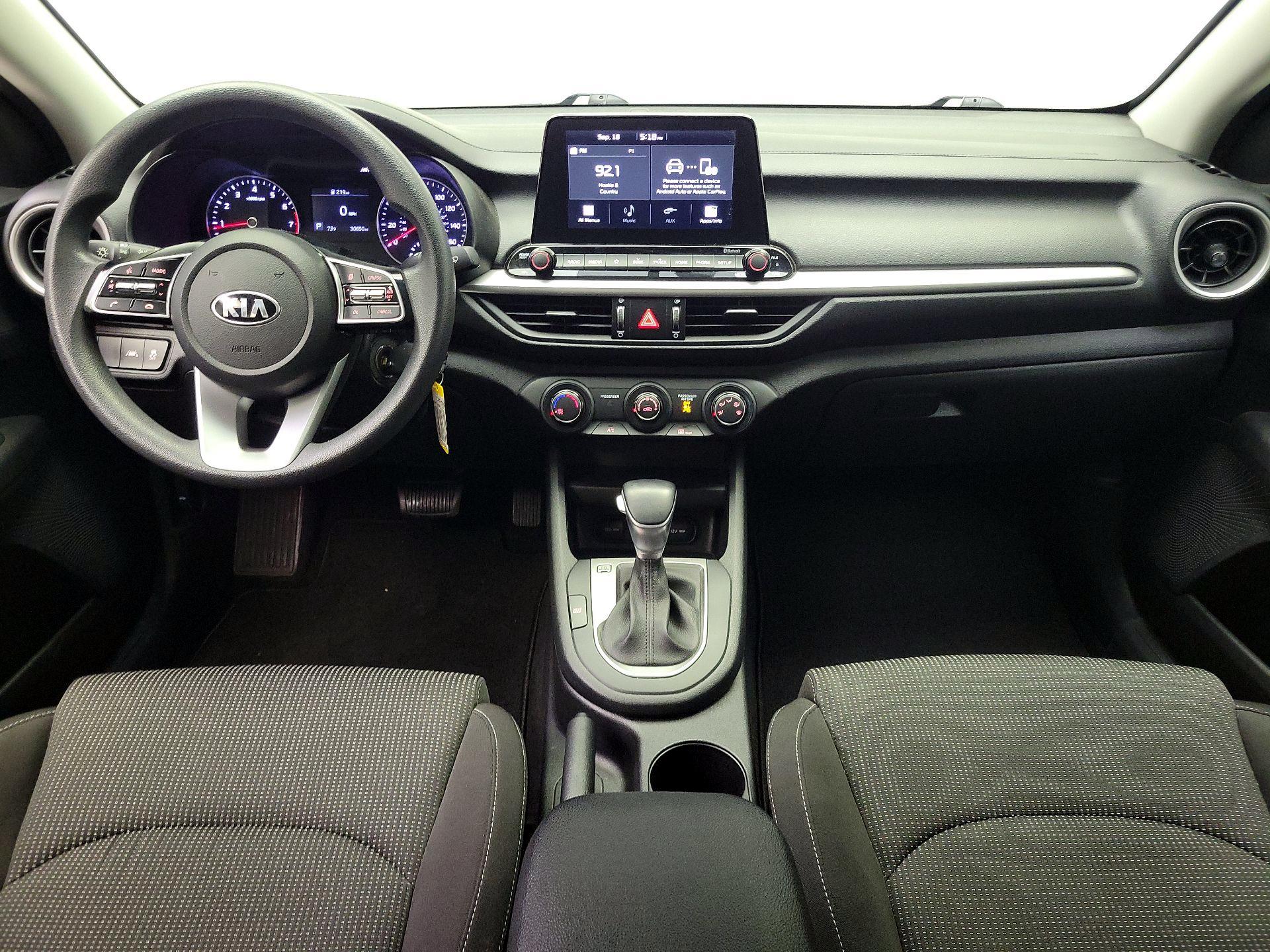 Thumbnail: 2020 Kia Forte - 9