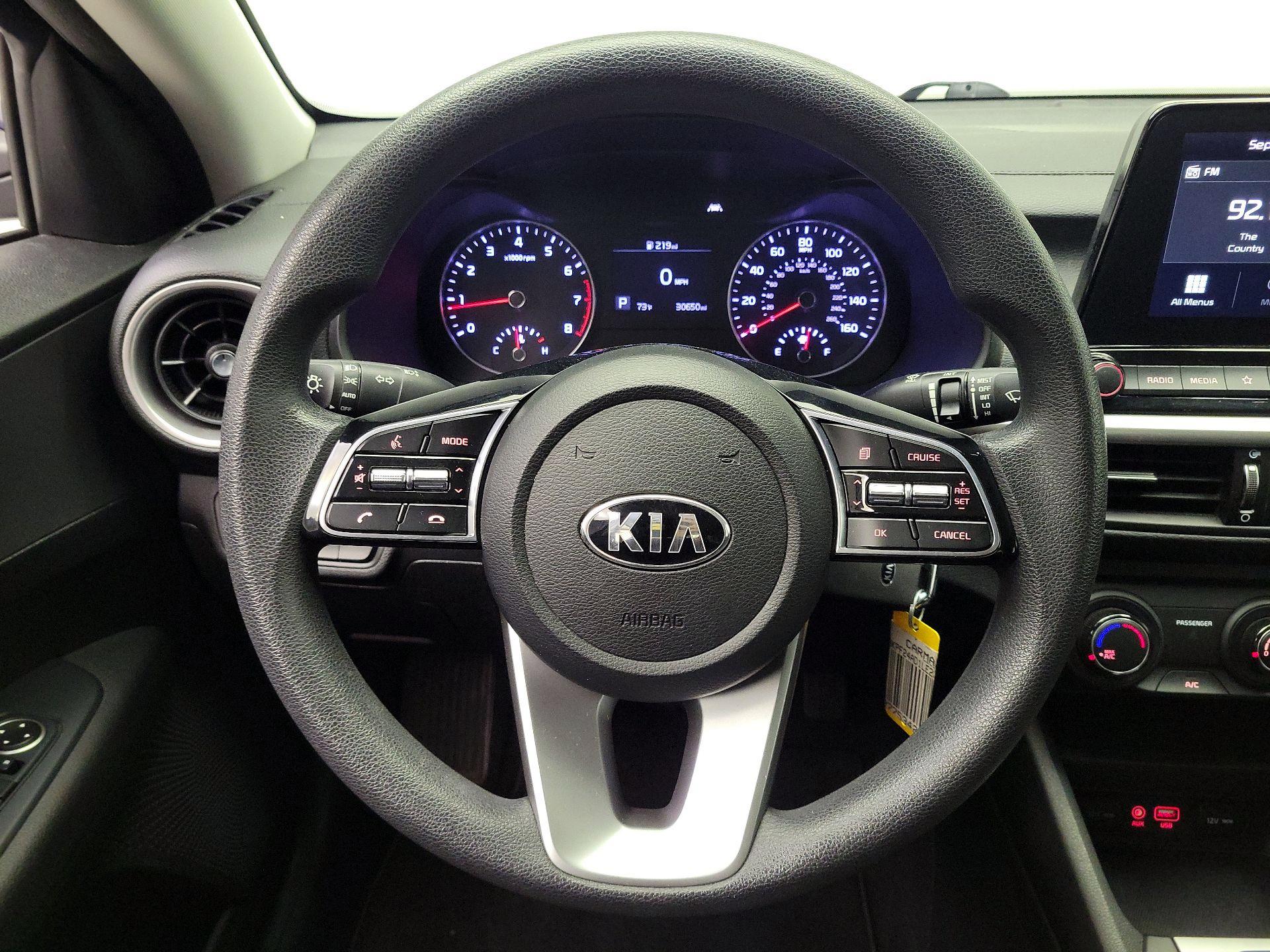 Thumbnail: 2020 Kia Forte - 10