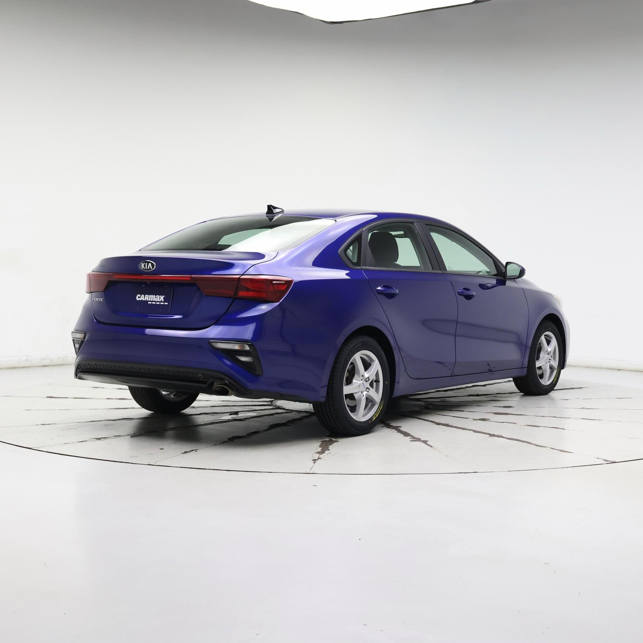 Thumbnail: 2020 Kia Forte - 8