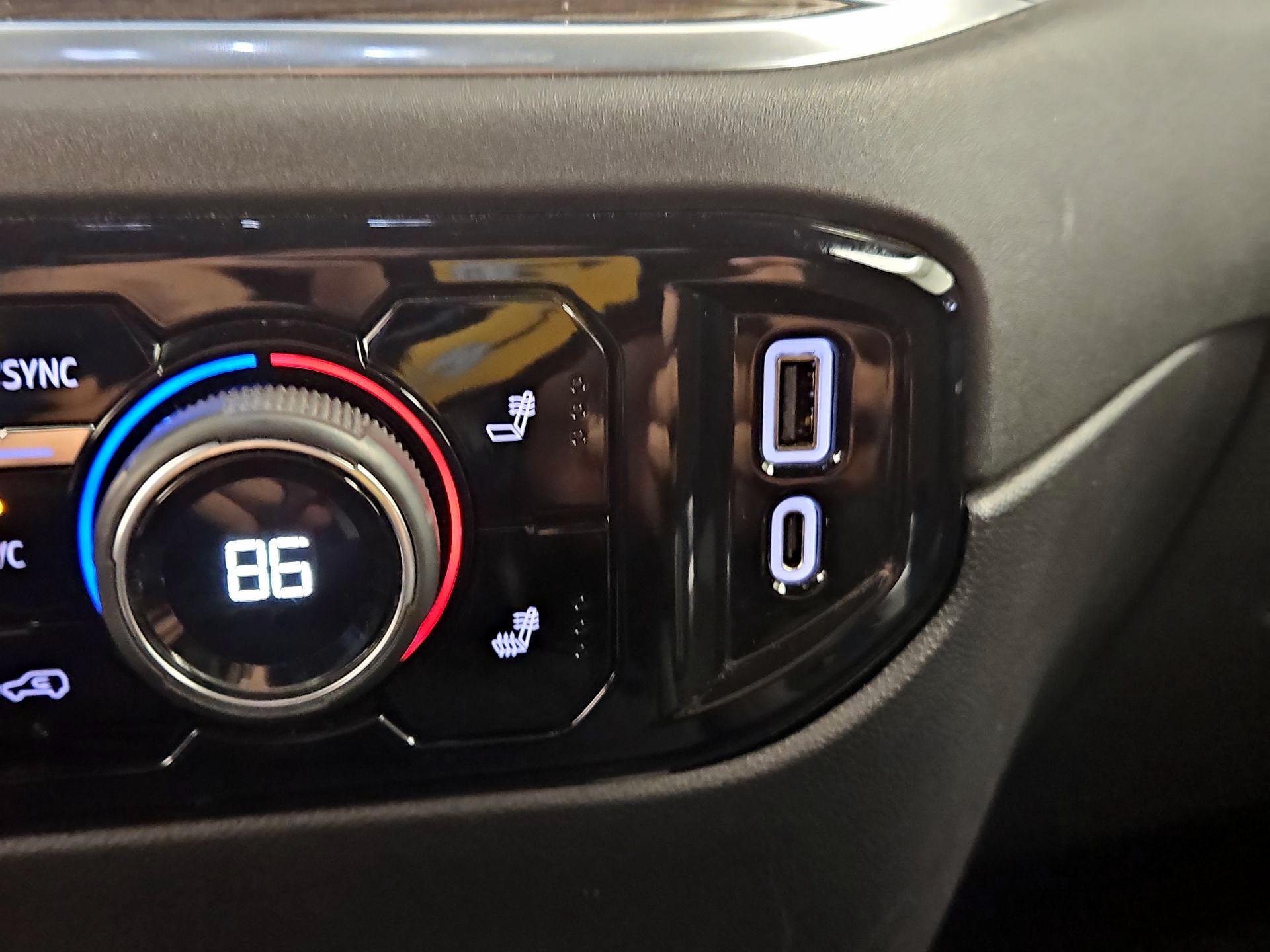 Thumbnail: 2022 Chevrolet Silverado 1500 - 18