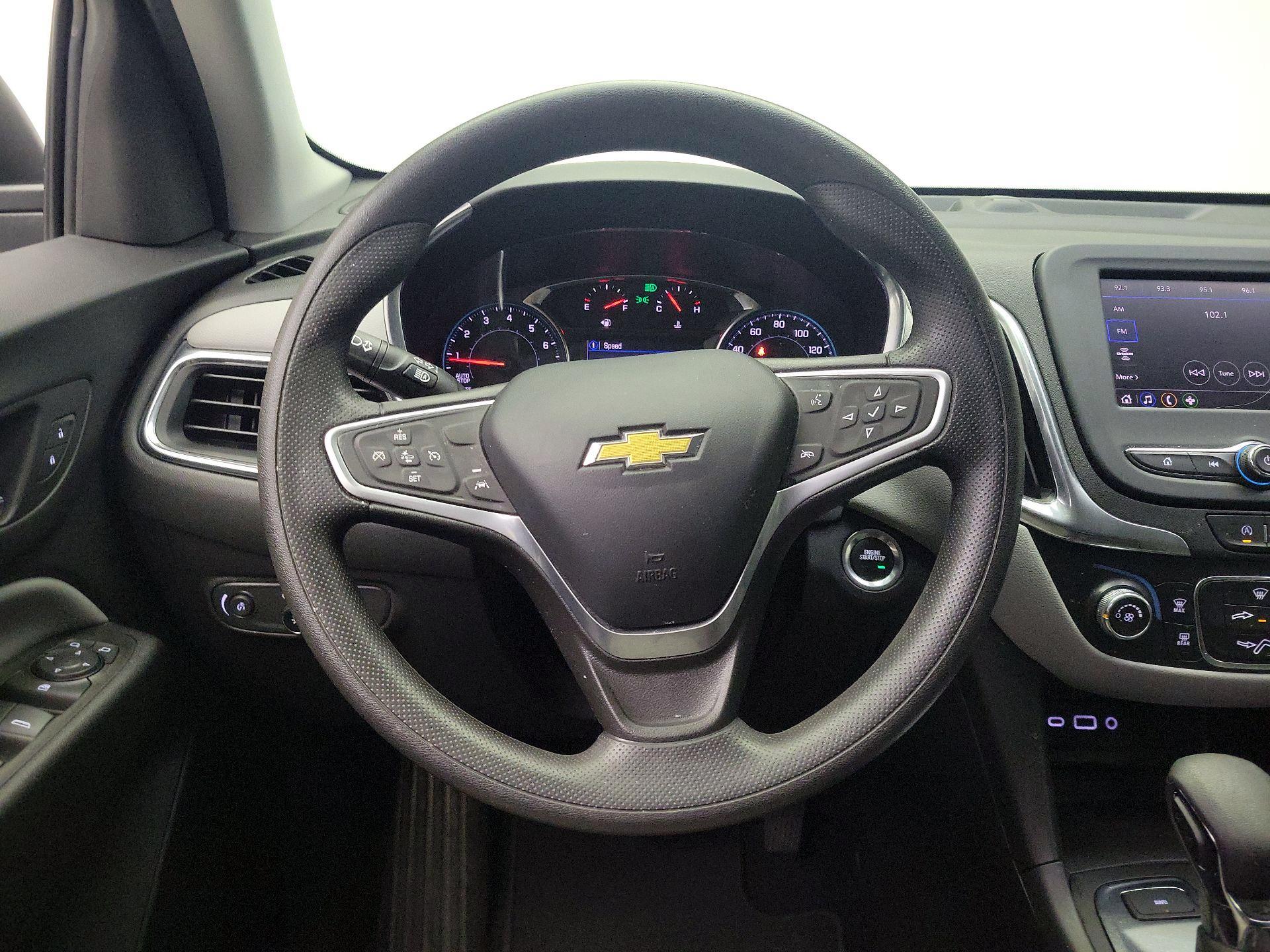 Thumbnail: 2022 Chevrolet Equinox - 10