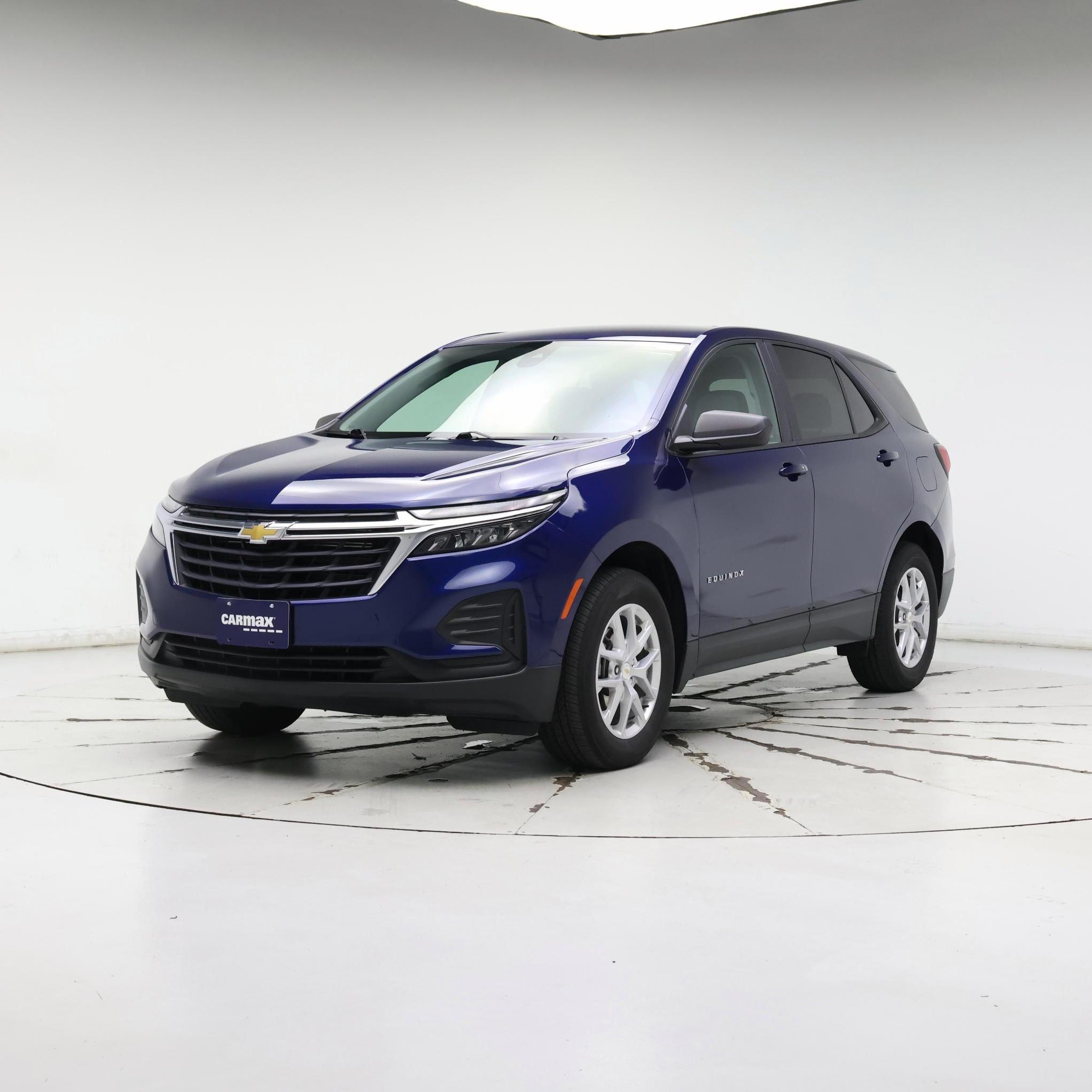 Thumbnail: 2022 Chevrolet Equinox - 4