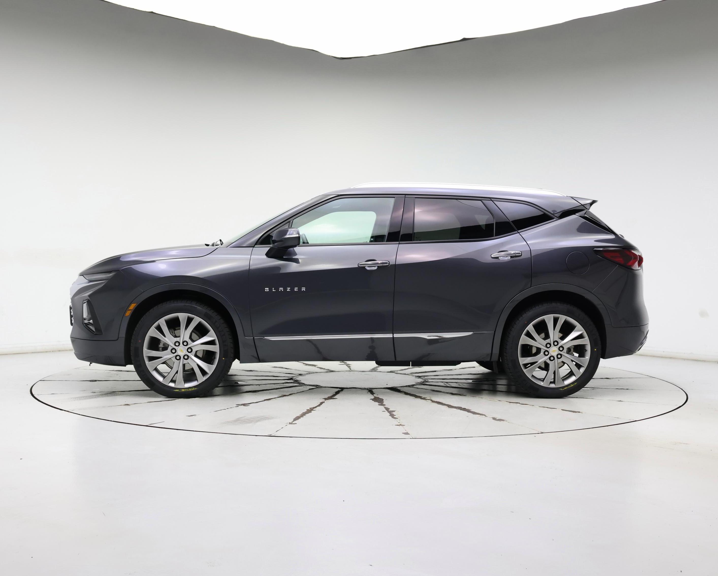 Thumbnail: 2022 Chevrolet Blazer - 3