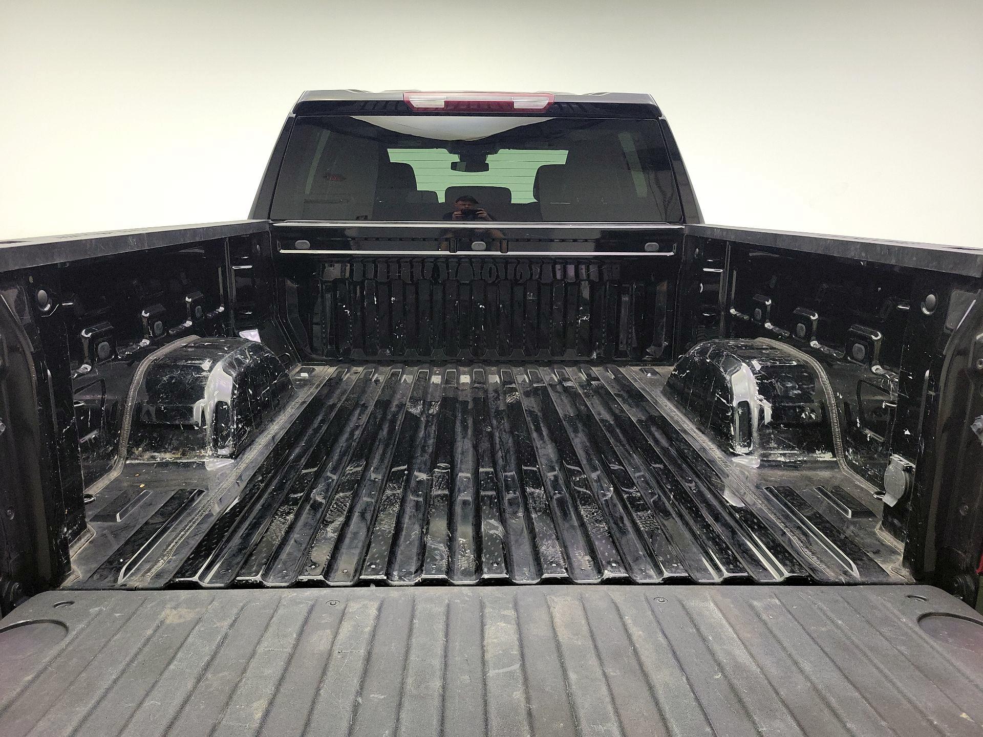 Thumbnail: 2022 Chevrolet Silverado 1500 - 20