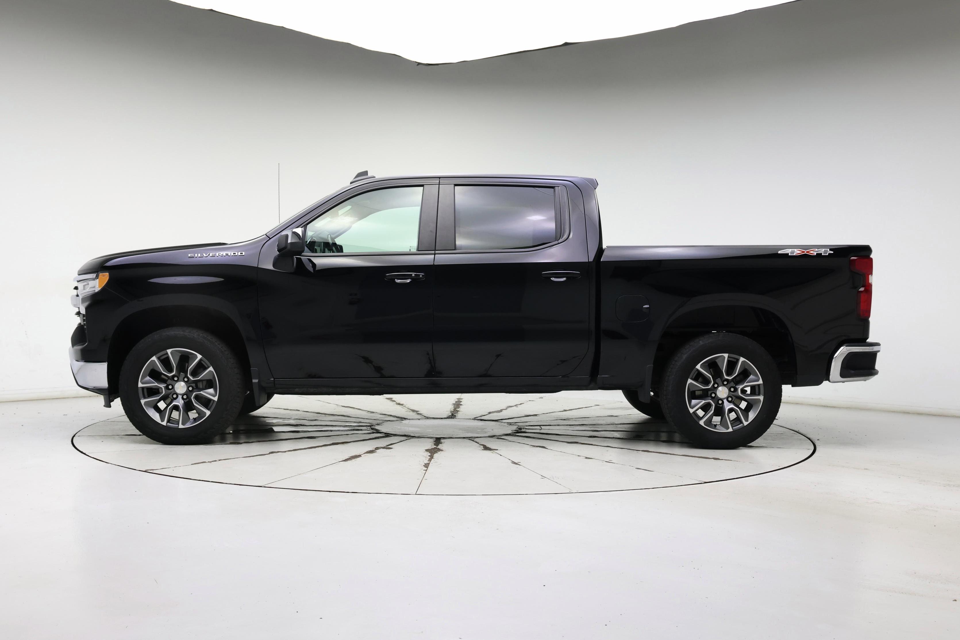 Thumbnail: 2022 Chevrolet Silverado 1500 - 3
