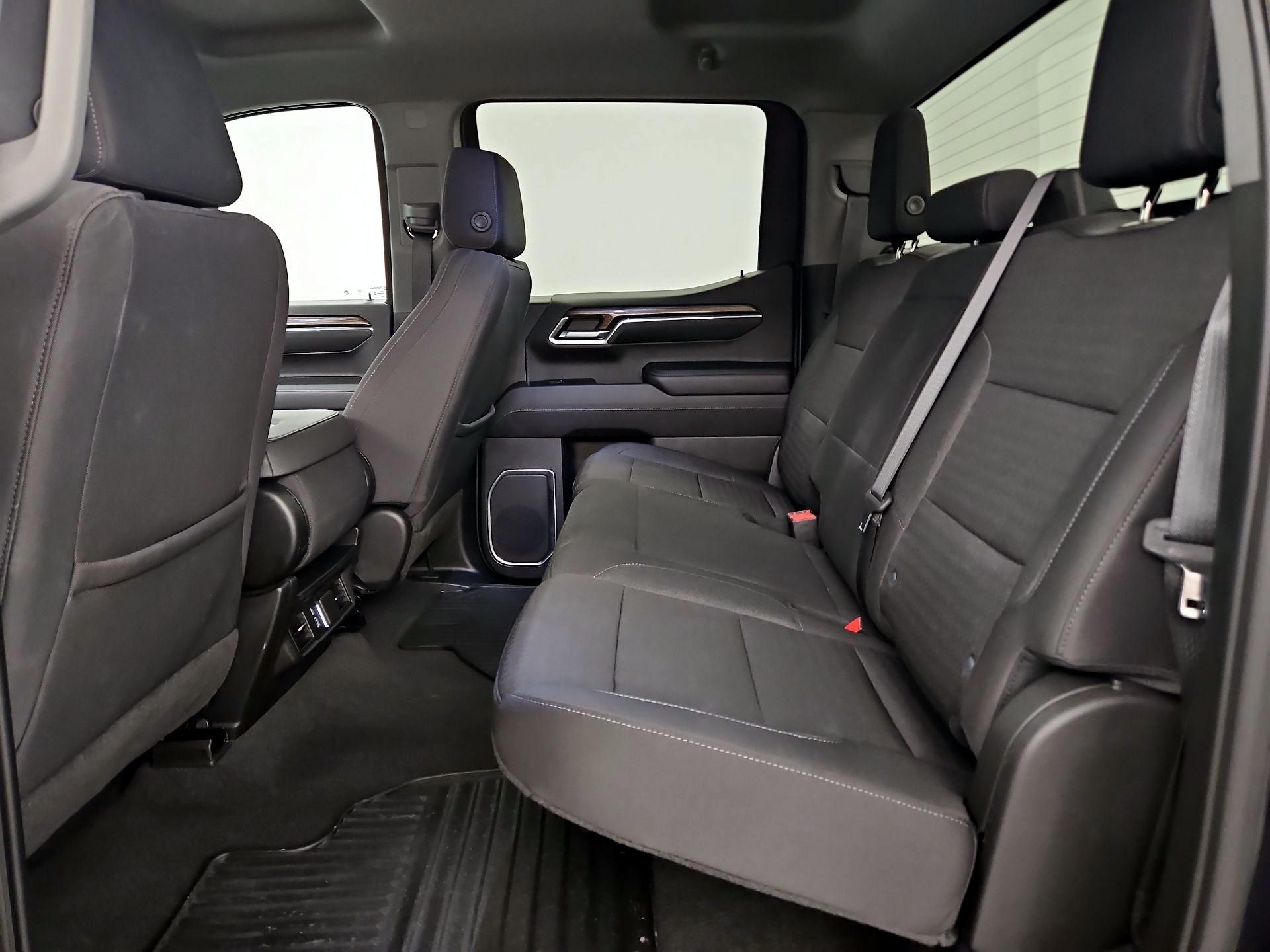Thumbnail: 2022 Chevrolet Silverado 1500 - 19