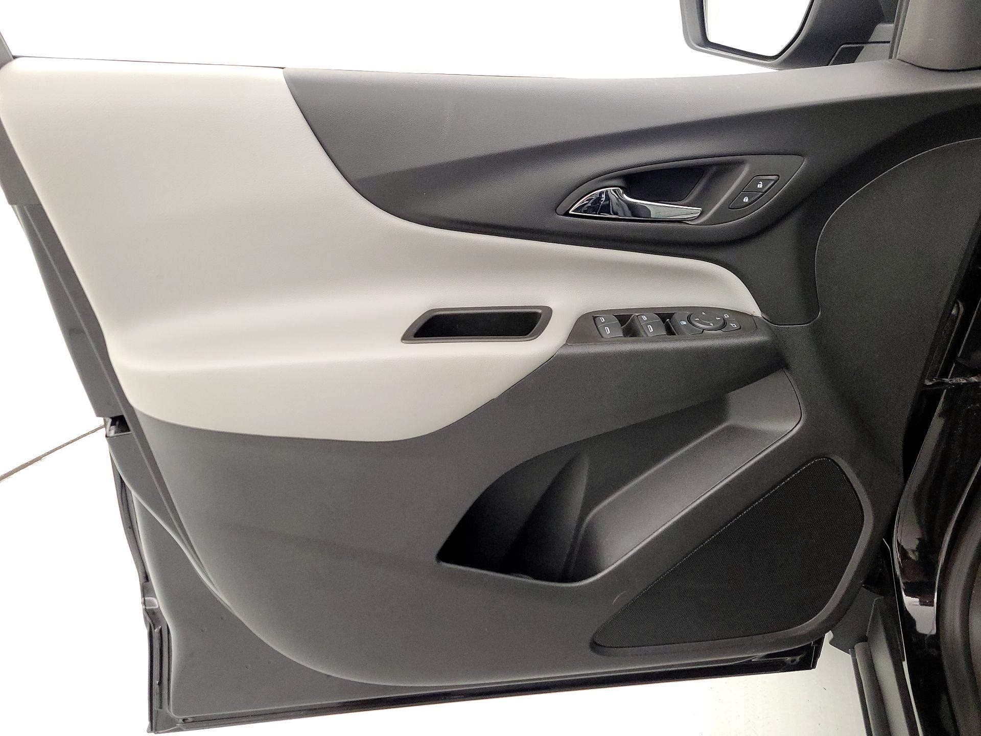 Thumbnail: 2023 Chevrolet Equinox - 12