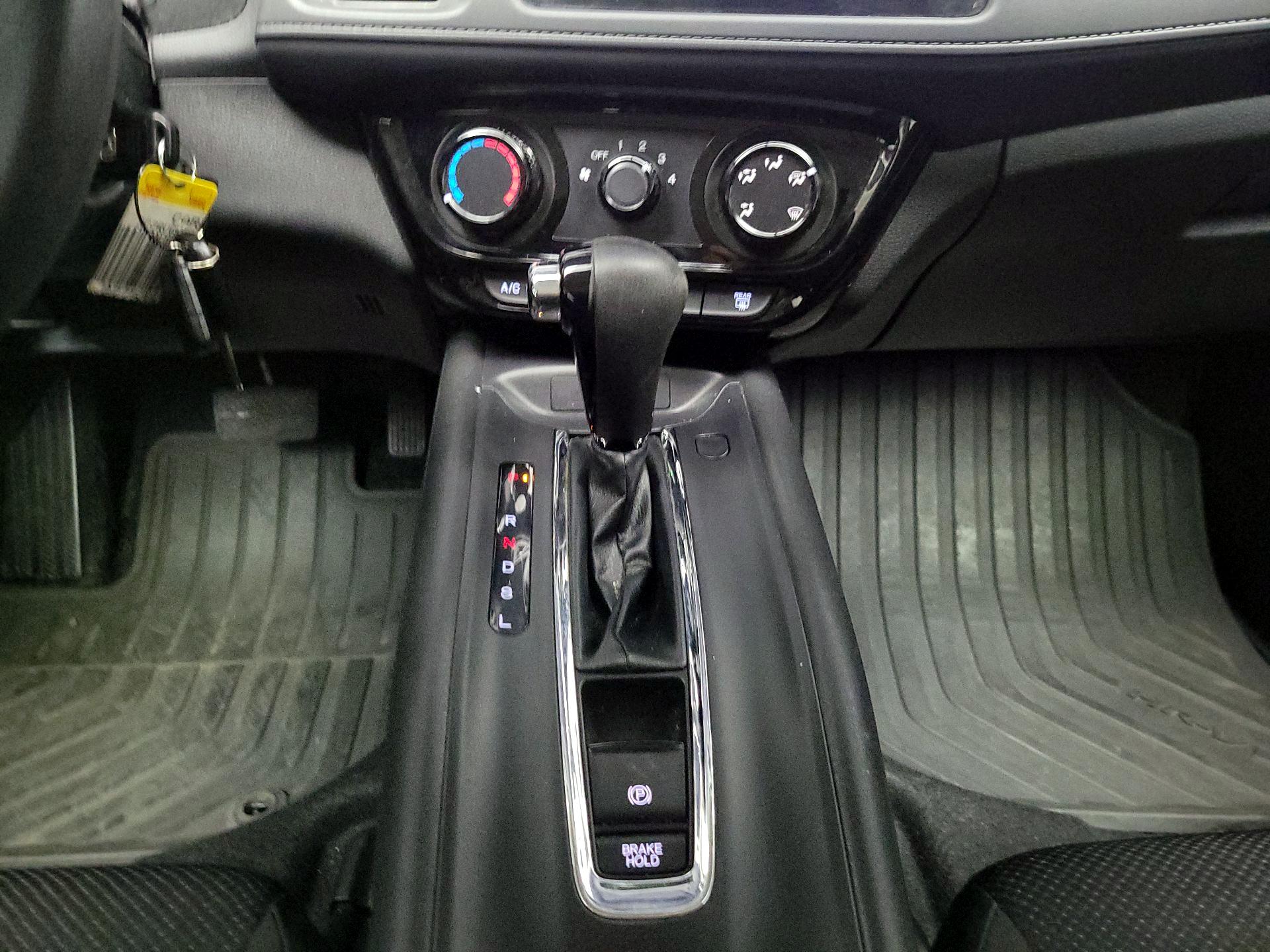 Thumbnail: 2018 Honda HR-V - 17