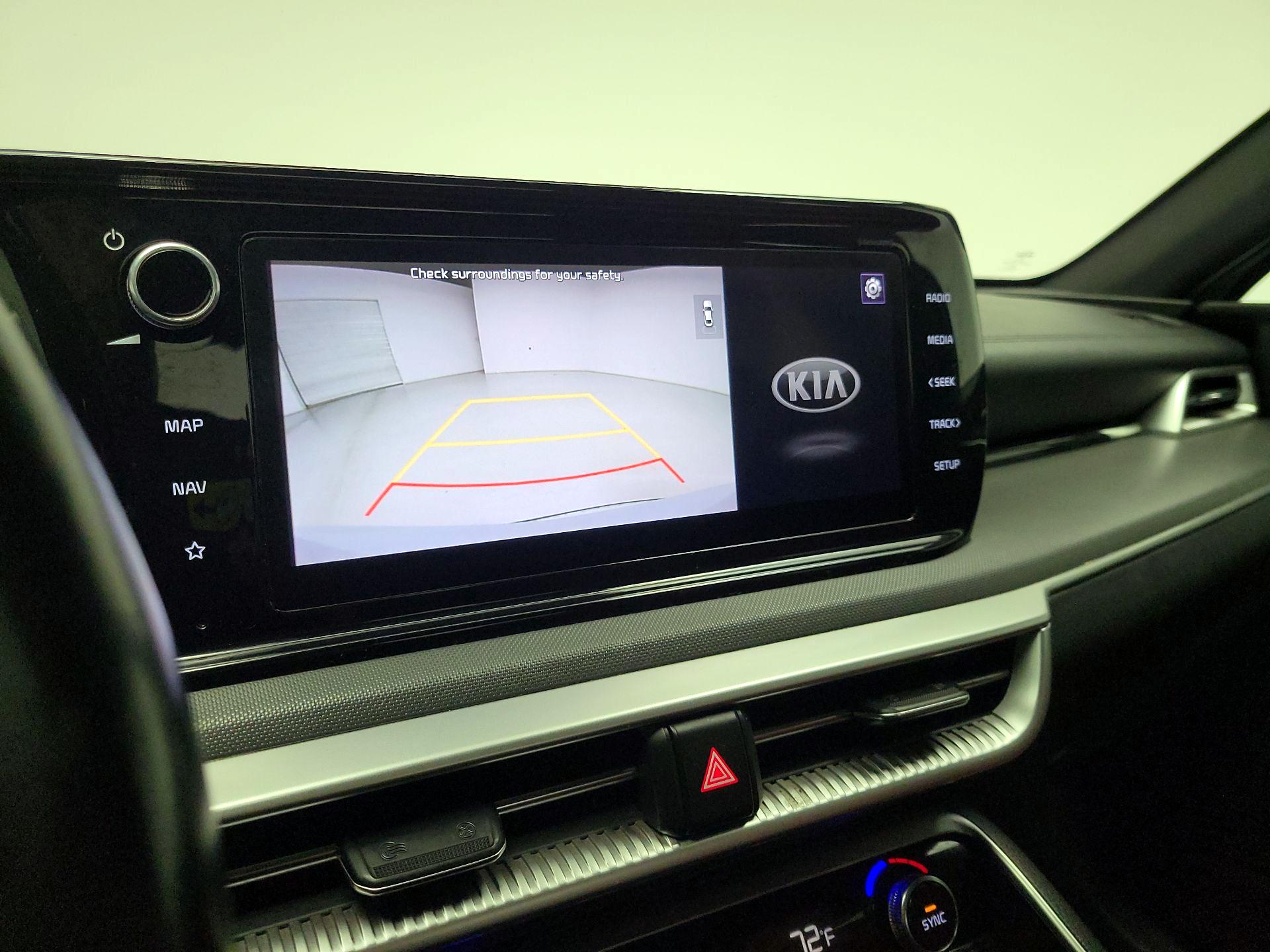 Thumbnail: 2021 Kia K5 - 15