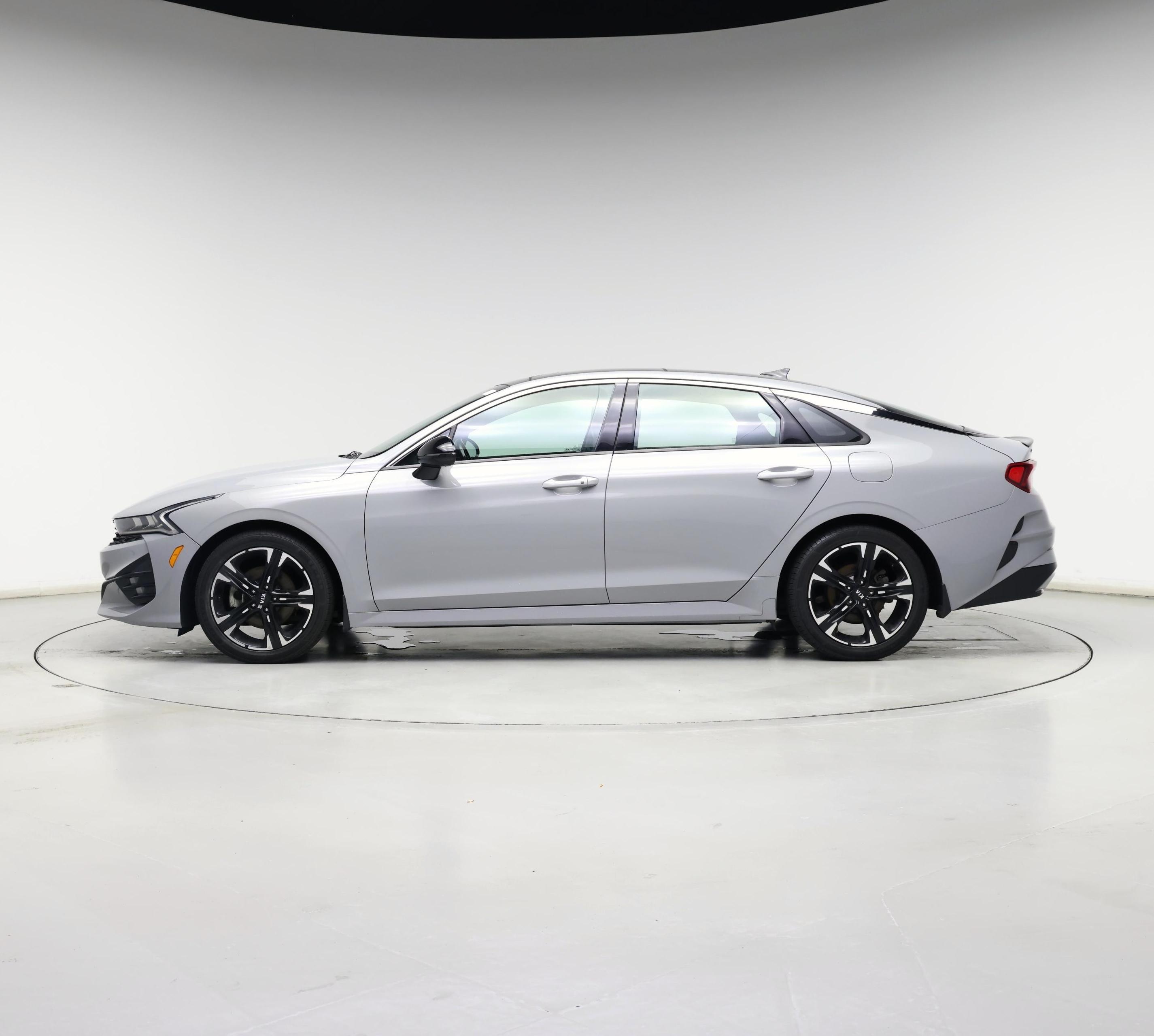 Thumbnail: 2021 Kia K5 - 3