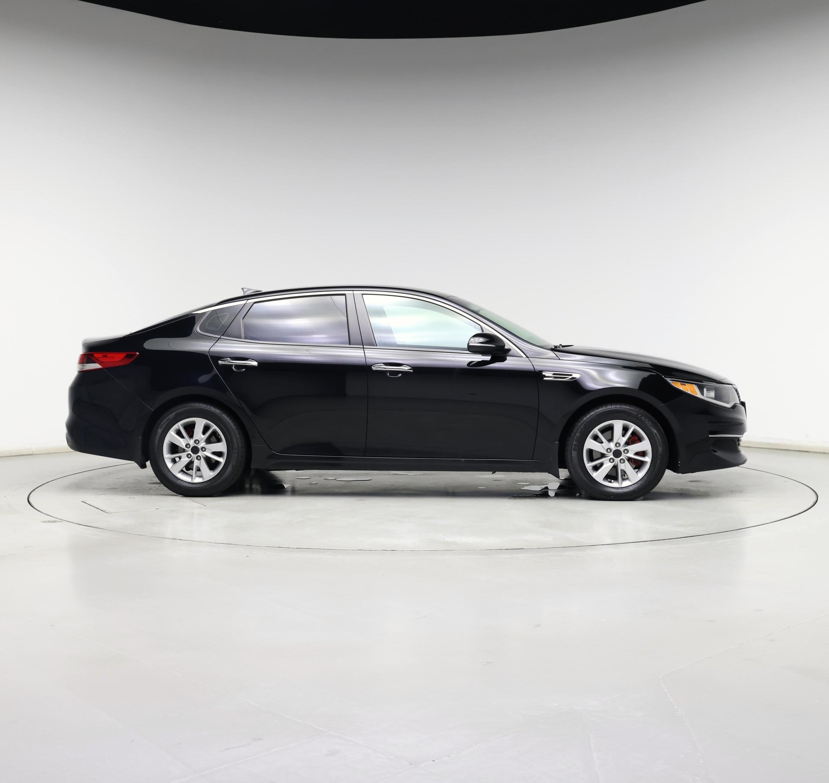 Thumbnail: 2017 Kia Optima - 7