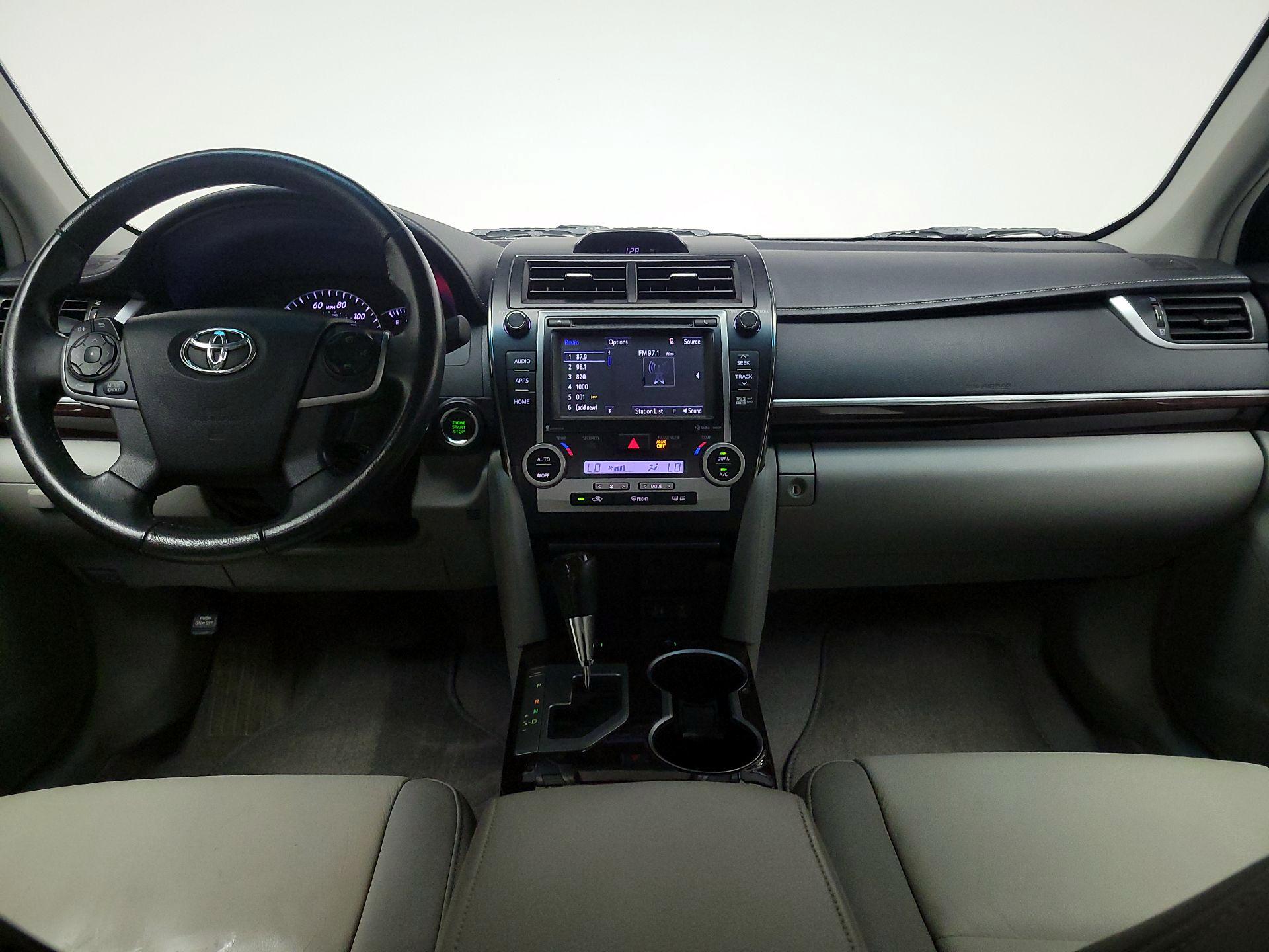 Thumbnail: 2014 Toyota Camry - 9