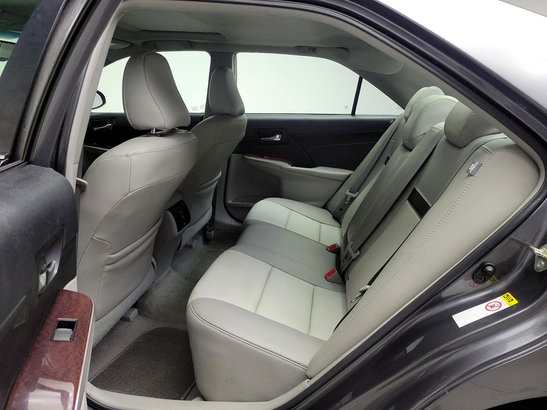 Thumbnail: 2014 Toyota Camry - 20