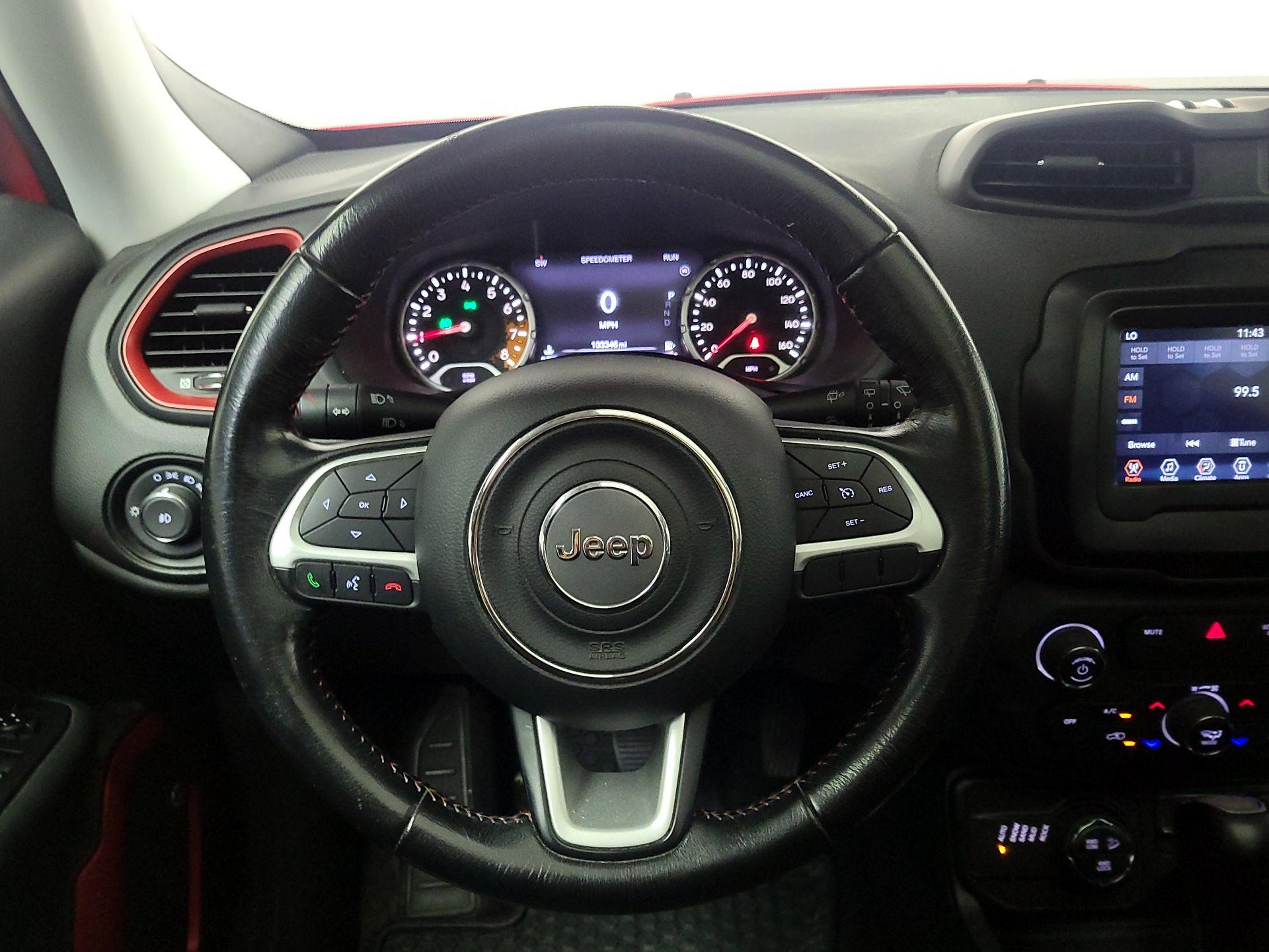 Thumbnail: 2018 Jeep Renegade - 10