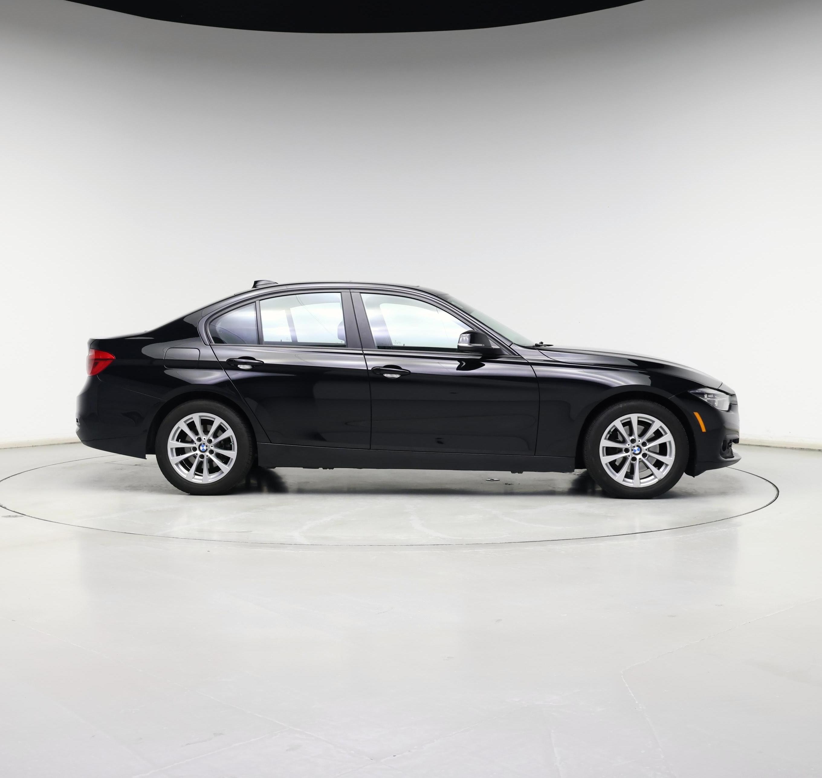 Thumbnail: 2018 BMW 3 Series - 7