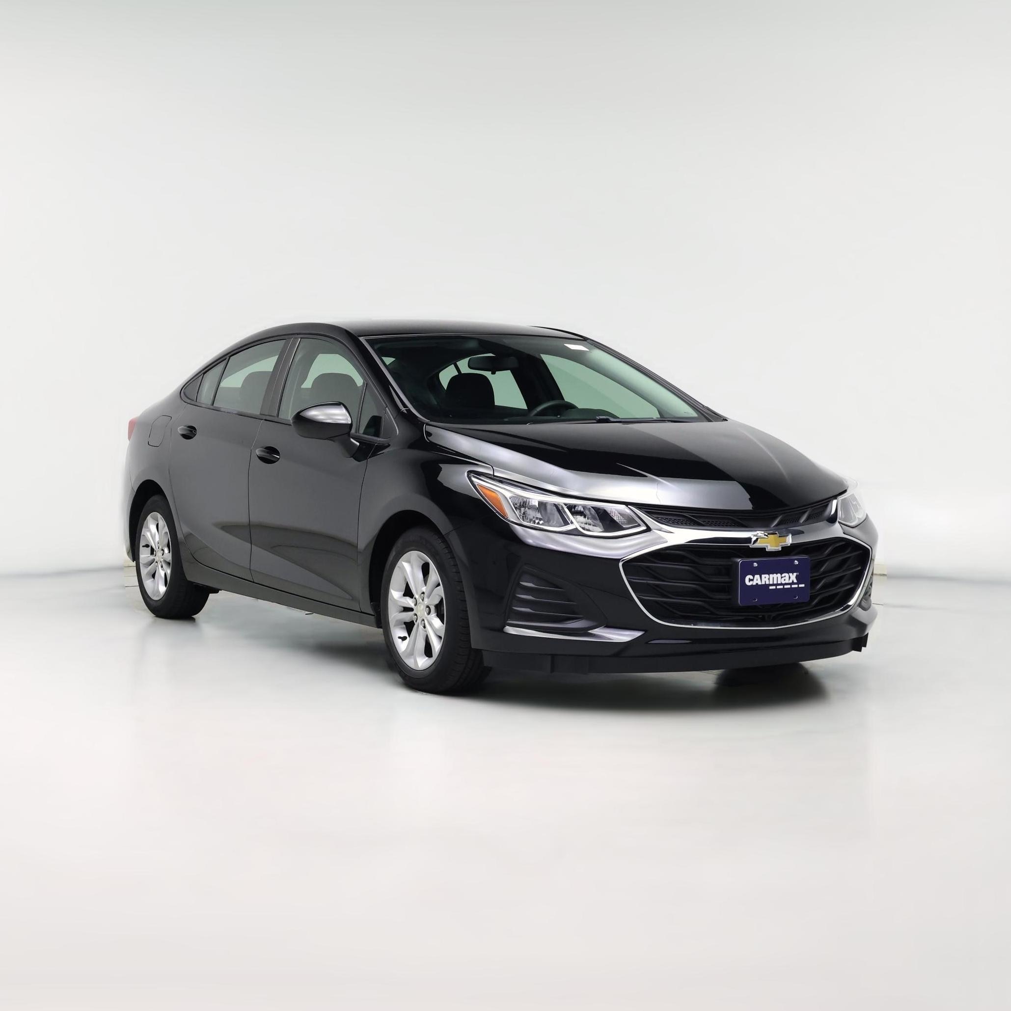 Thumbnail: 2019 Chevrolet Cruze - 1