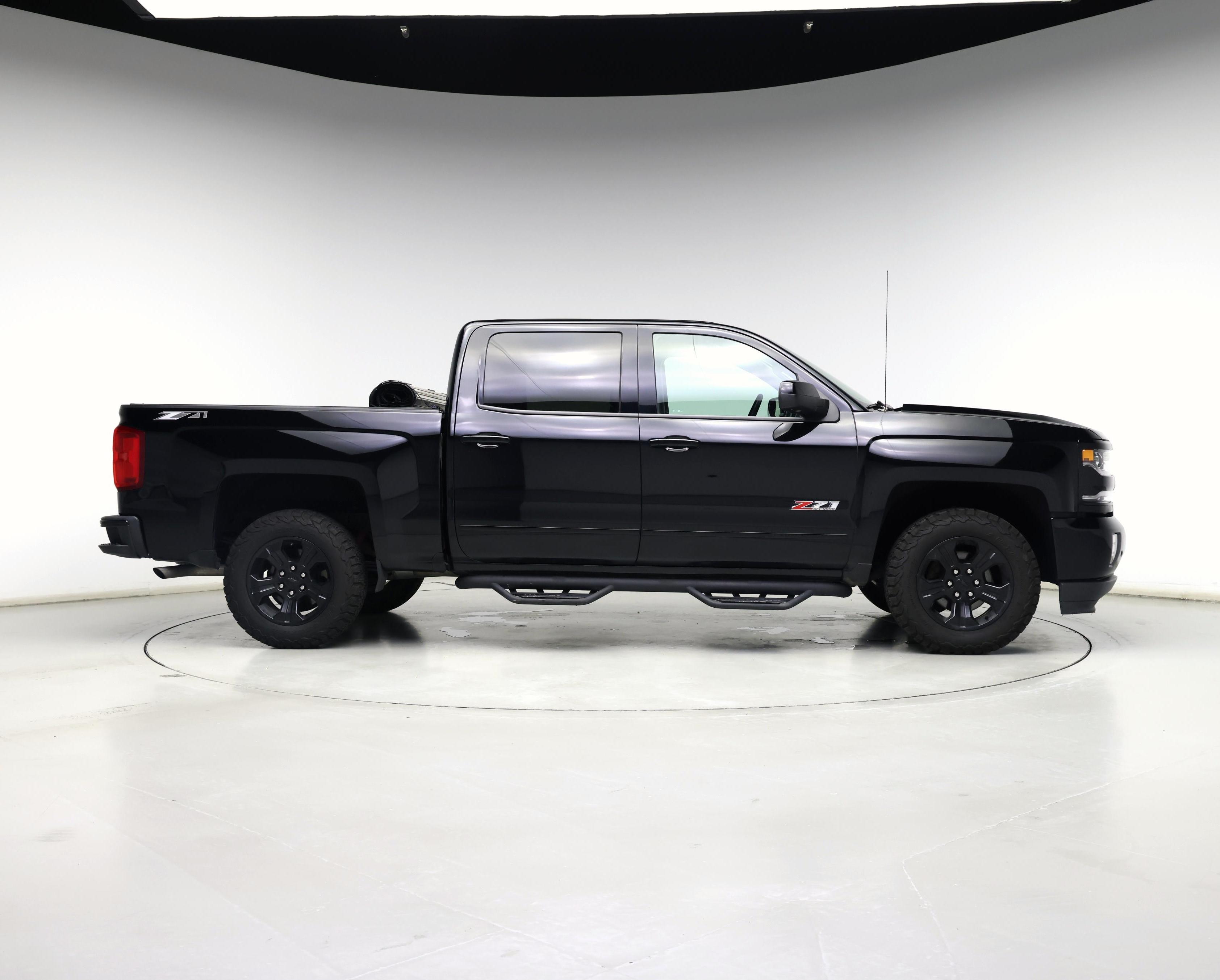 Thumbnail: 2017 Chevrolet Silverado 1500 - 7