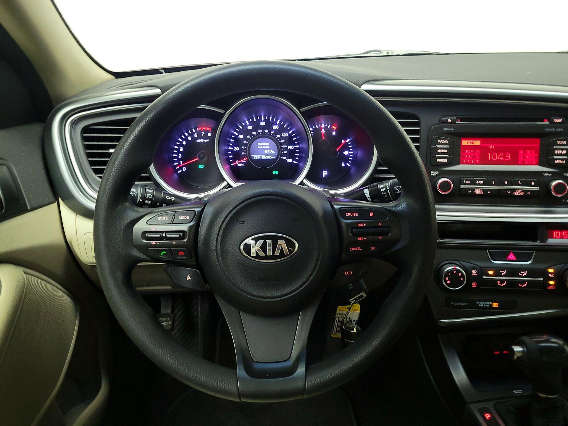 Thumbnail: 2014 Kia Optima - 10