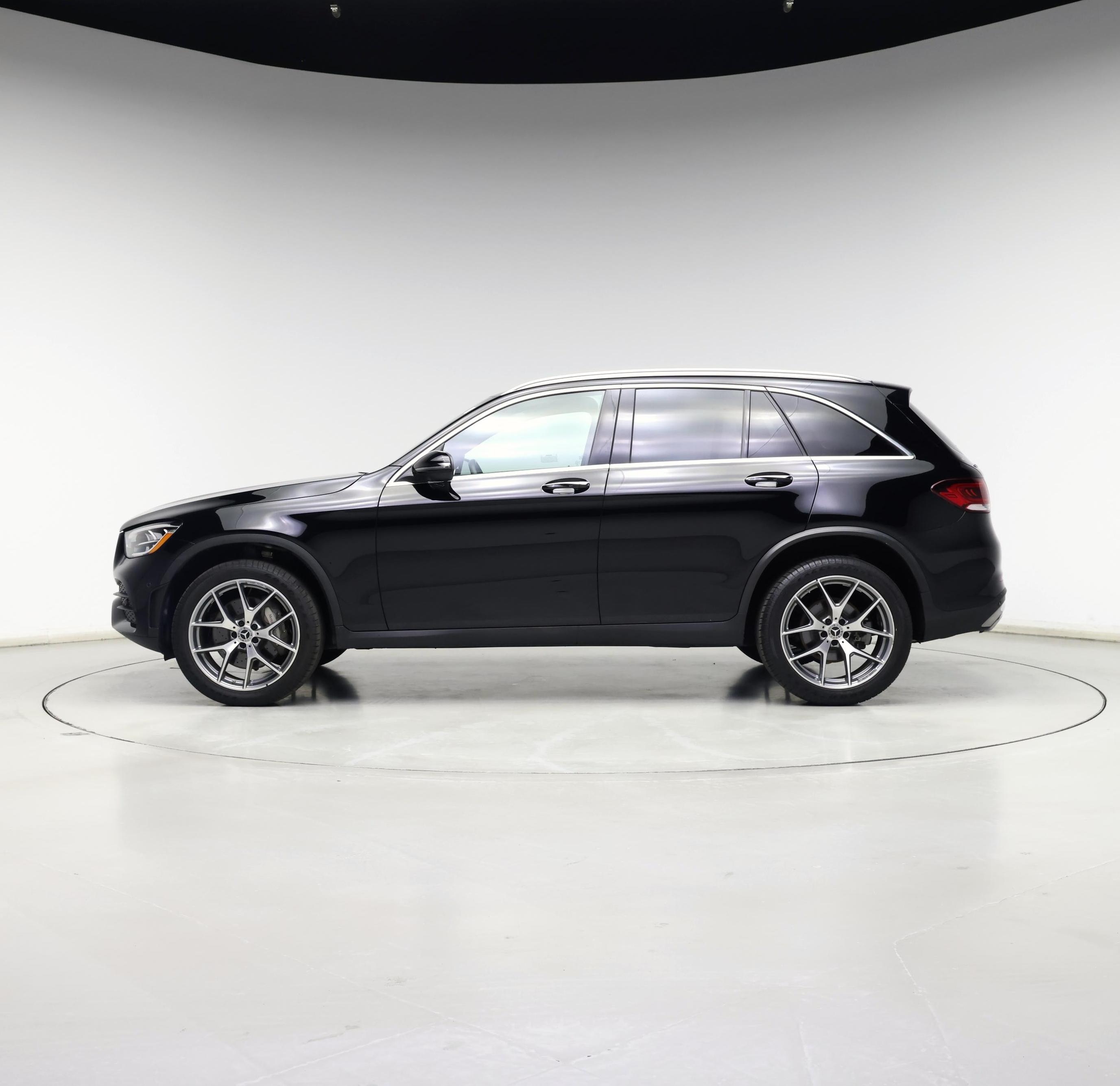 Thumbnail: 2022 Mercedes-Benz GLC - 3