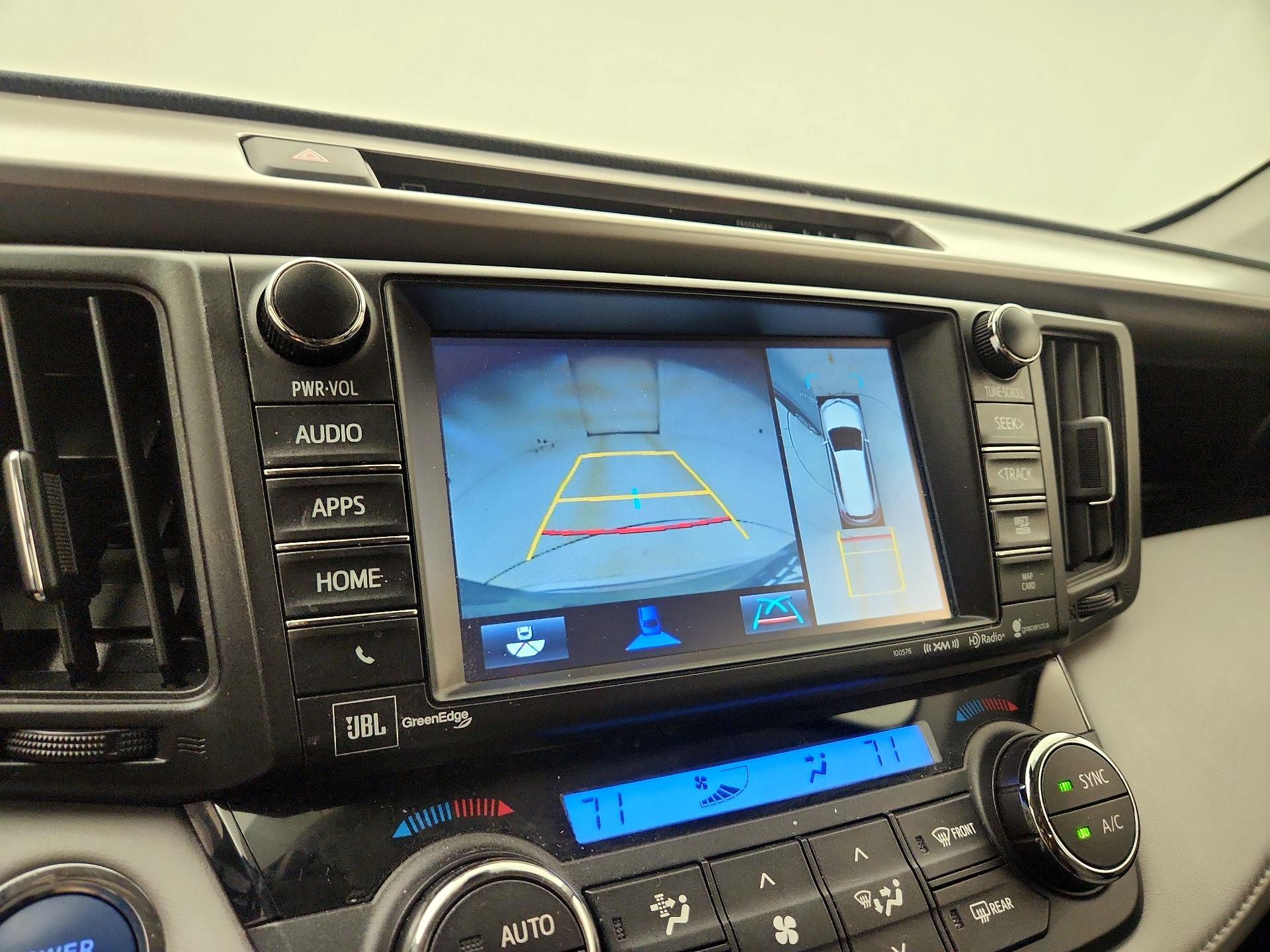 Thumbnail: 2018 Toyota RAV4 - 14