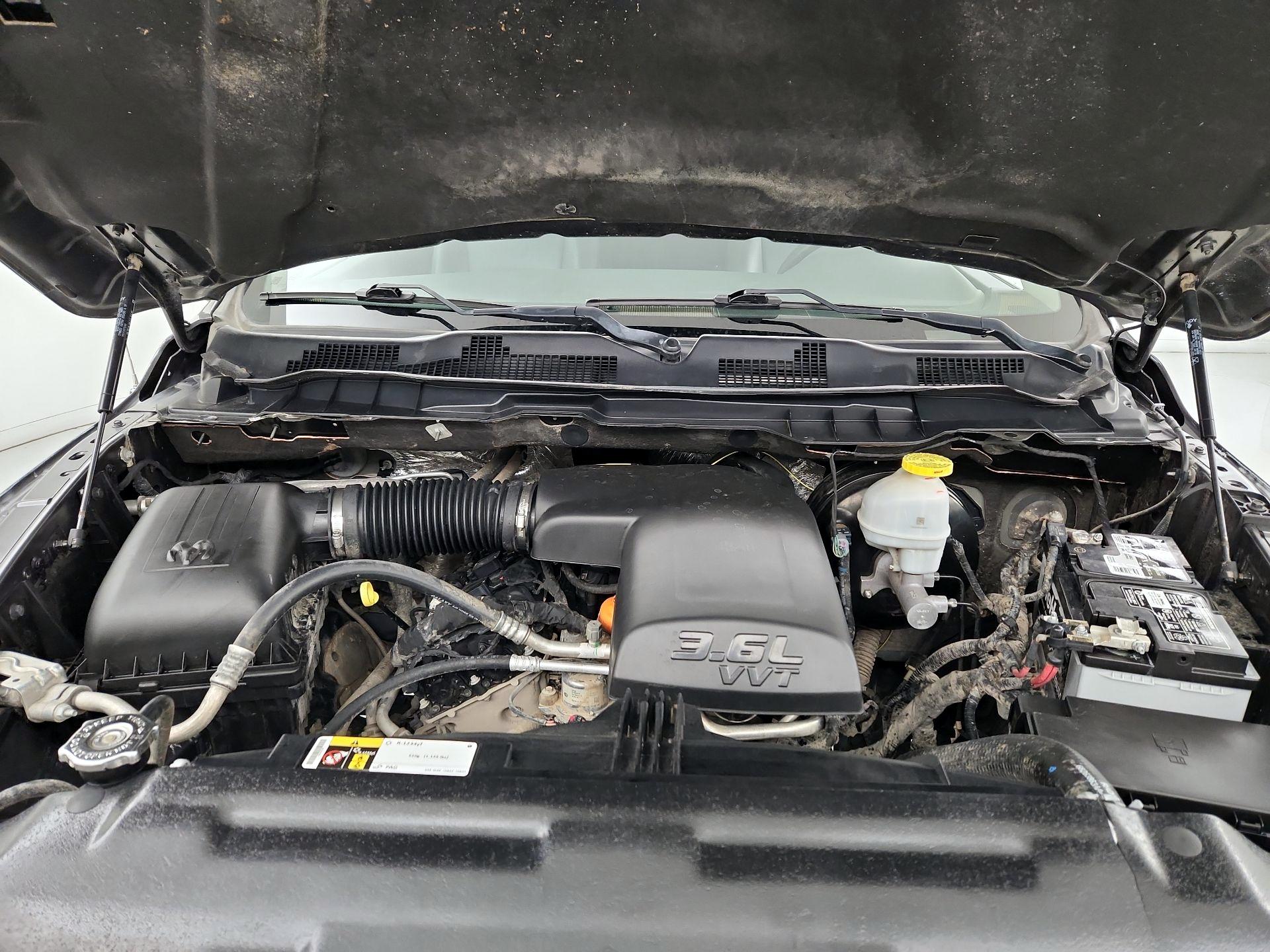 Thumbnail: 2020 RAM 1500 Classic - 19