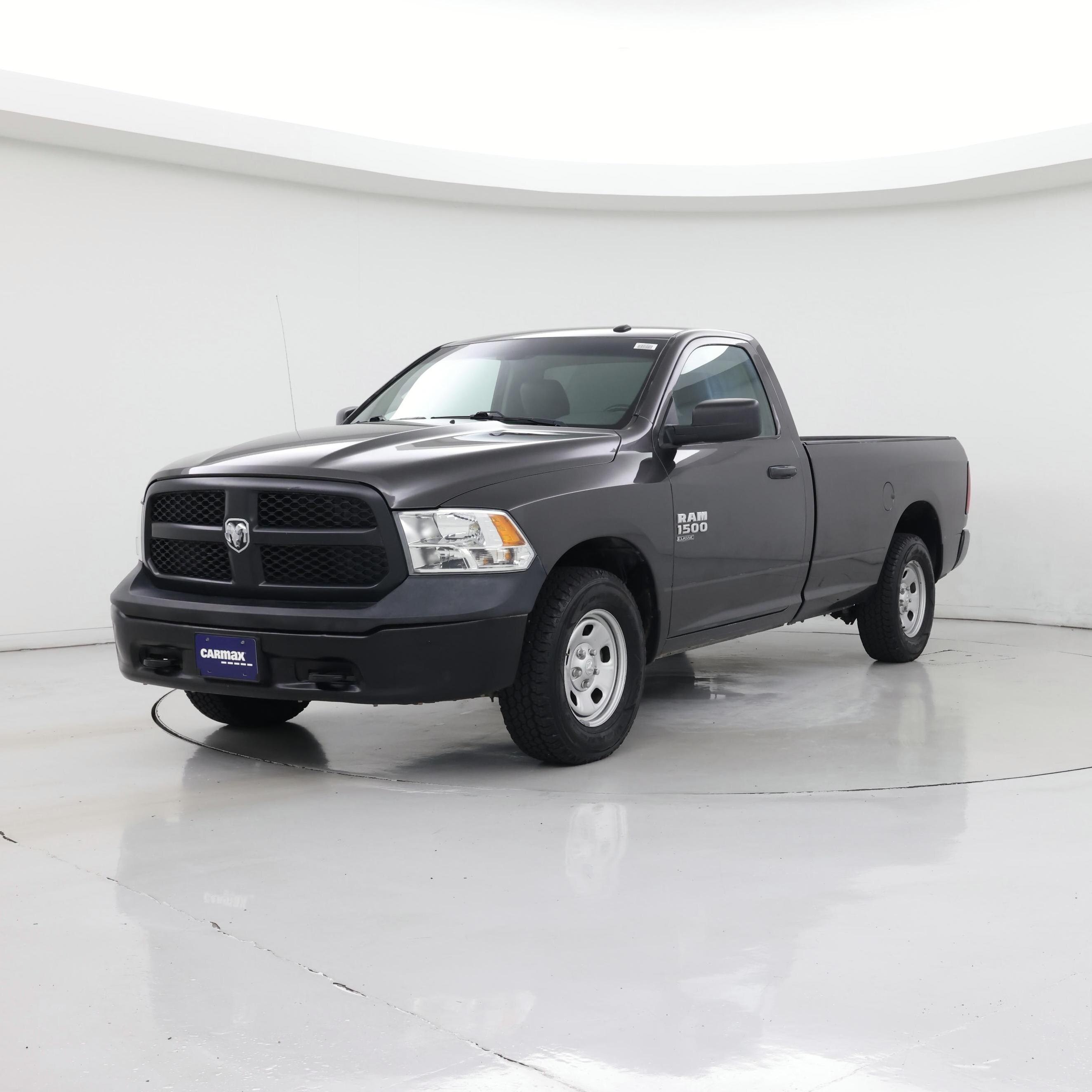 Thumbnail: 2020 RAM 1500 Classic - 4