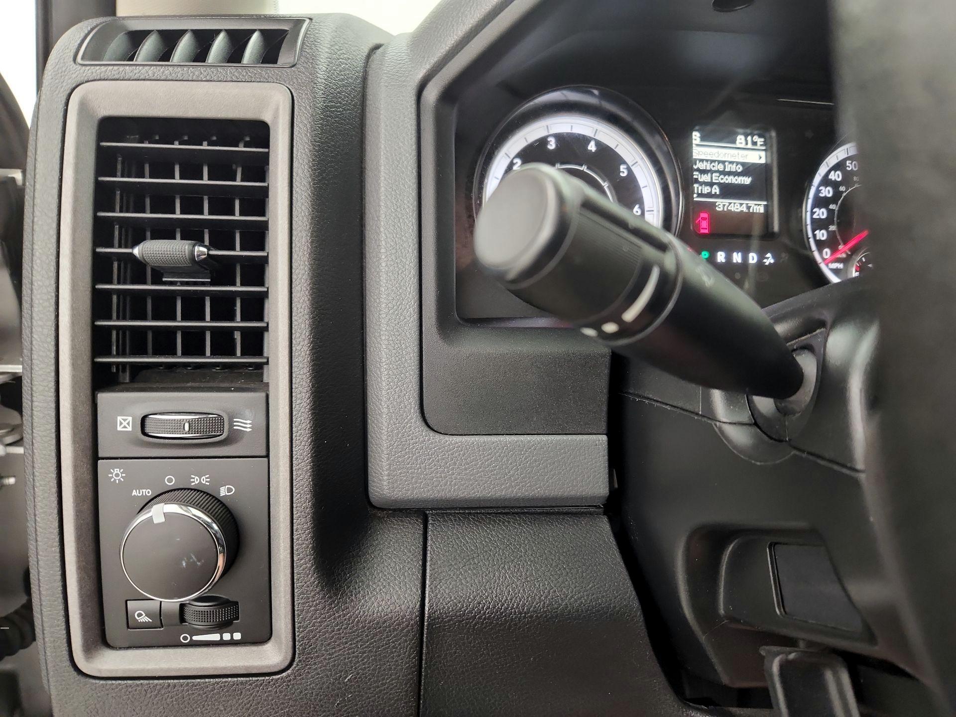 Thumbnail: 2016 RAM 3500 - 13