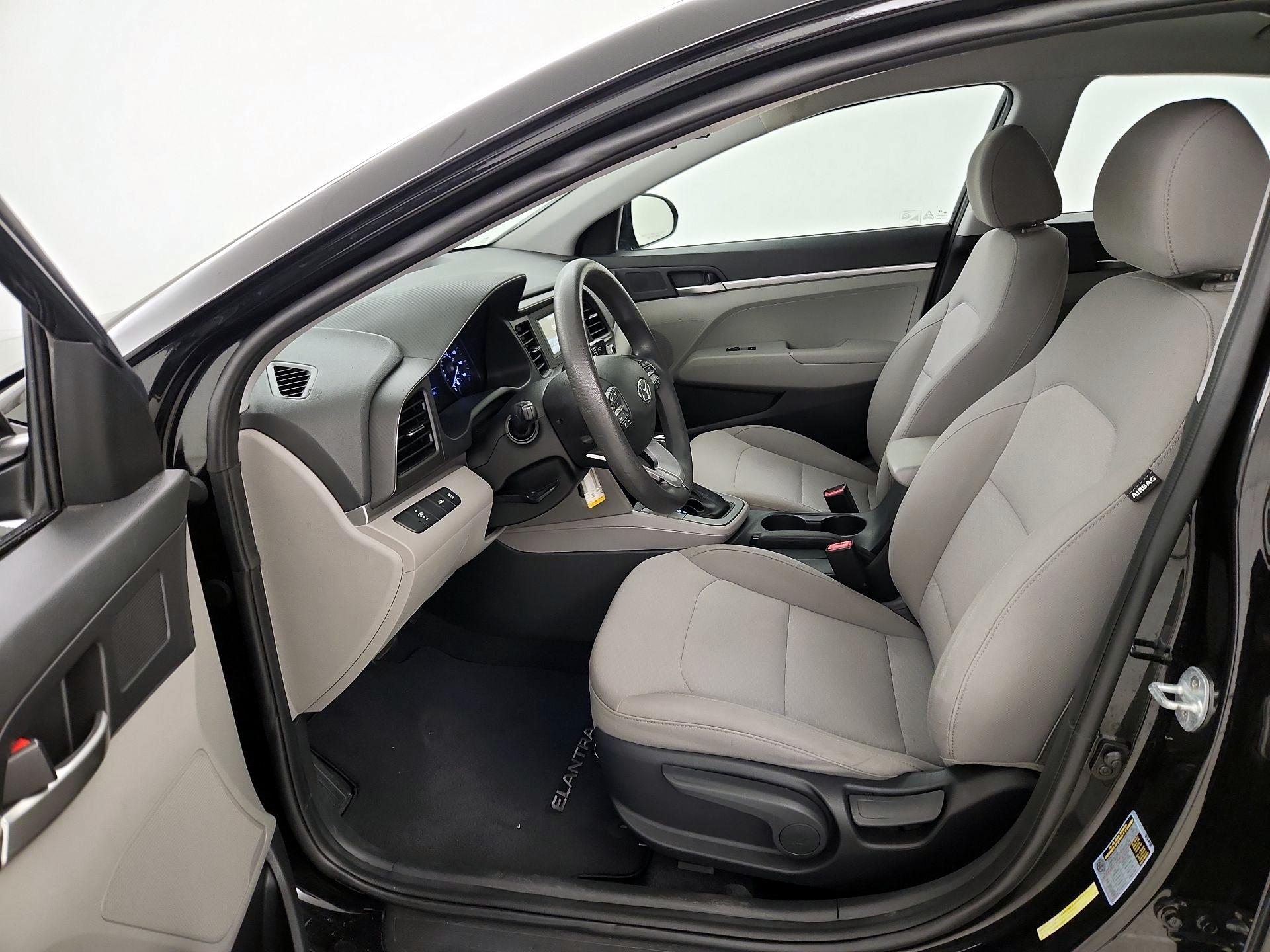 Thumbnail: 2020 Hyundai Elantra - 11
