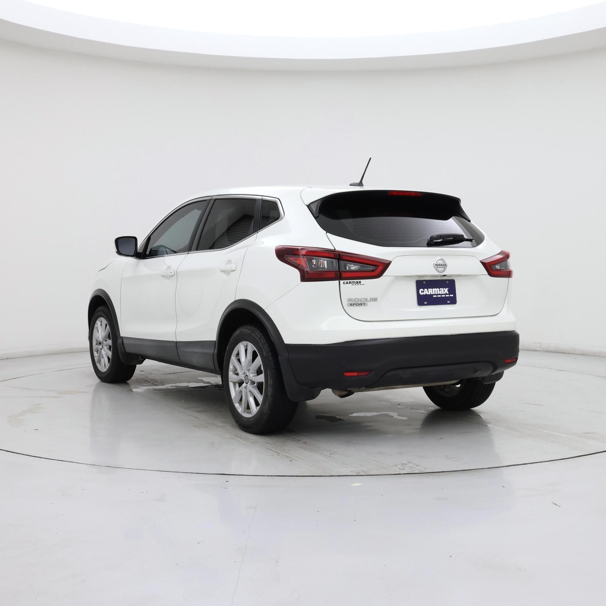 Thumbnail: 2020 Nissan Rogue Sport - 2