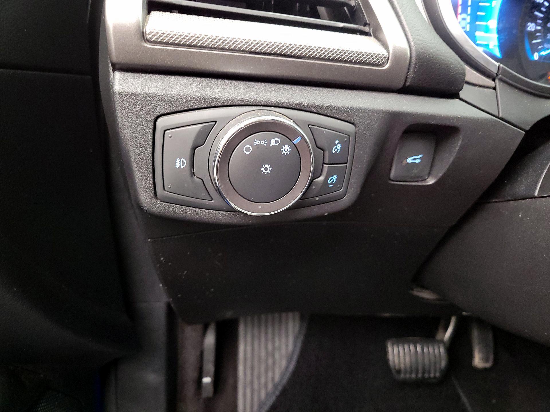 Thumbnail: 2019 Ford Fusion - 13