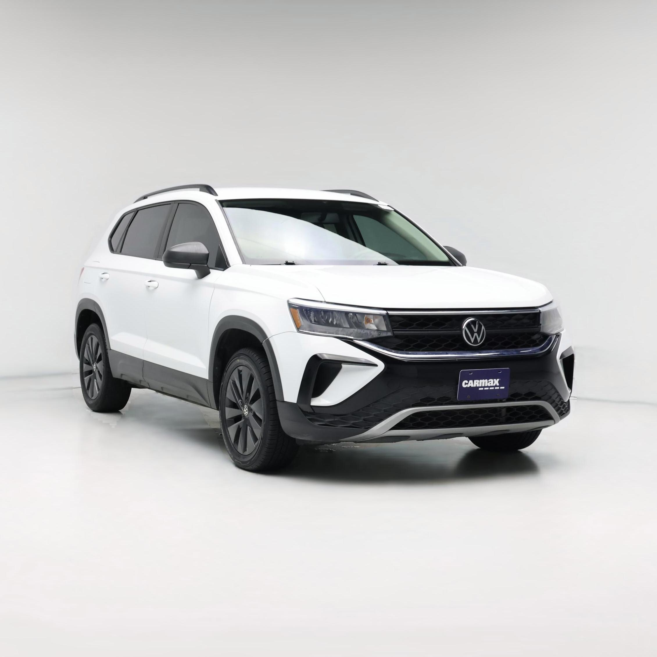 Thumbnail: 2022 Volkswagen Taos - 1