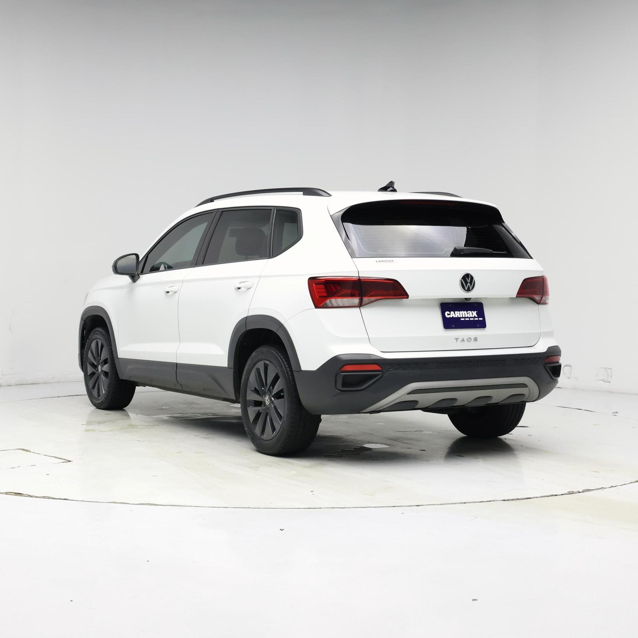 Thumbnail: 2022 Volkswagen Taos - 2