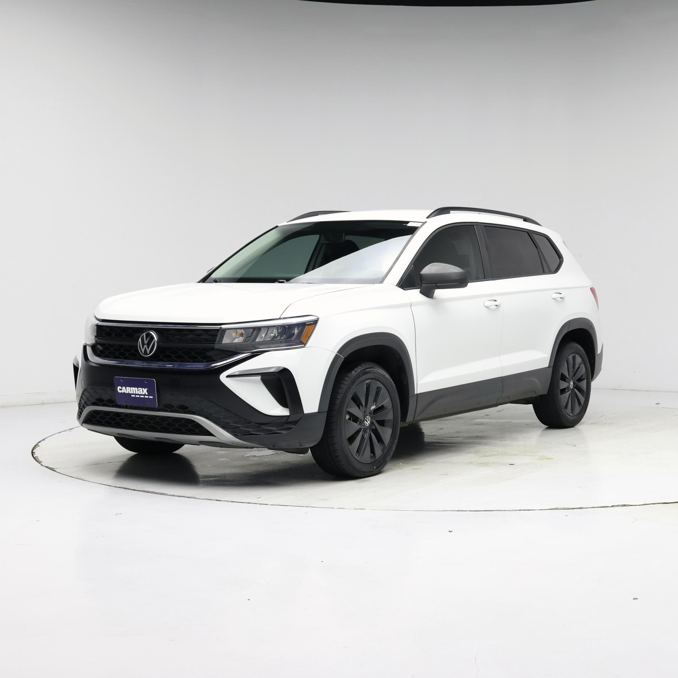 Thumbnail: 2022 Volkswagen Taos - 4
