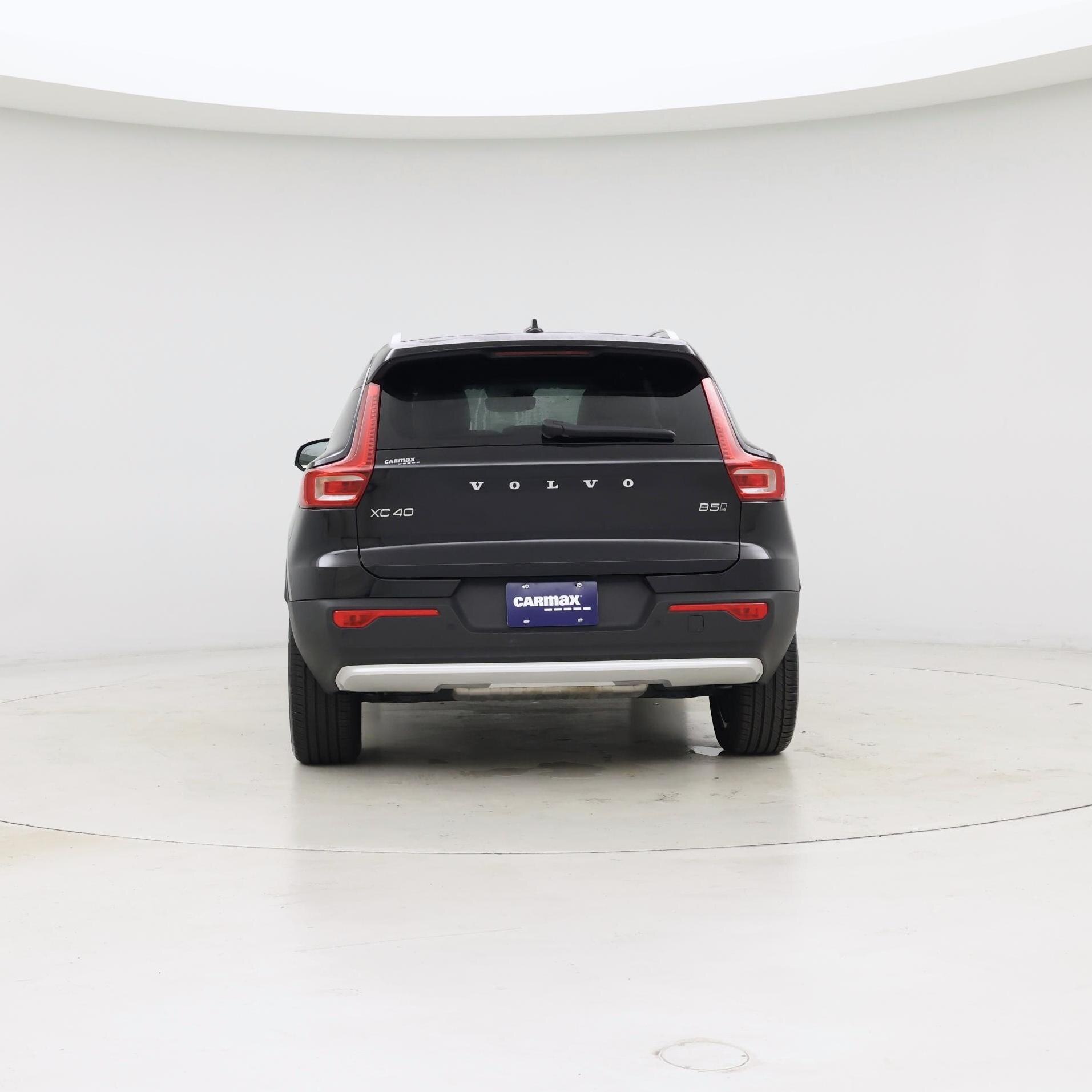Thumbnail: 2025 Volvo XC40 - 6