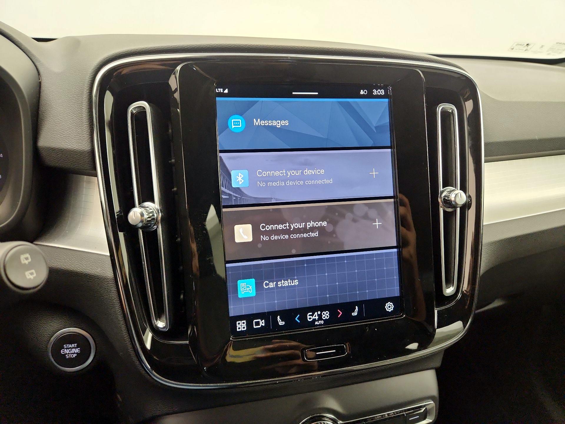 Thumbnail: 2025 Volvo XC40 - 13
