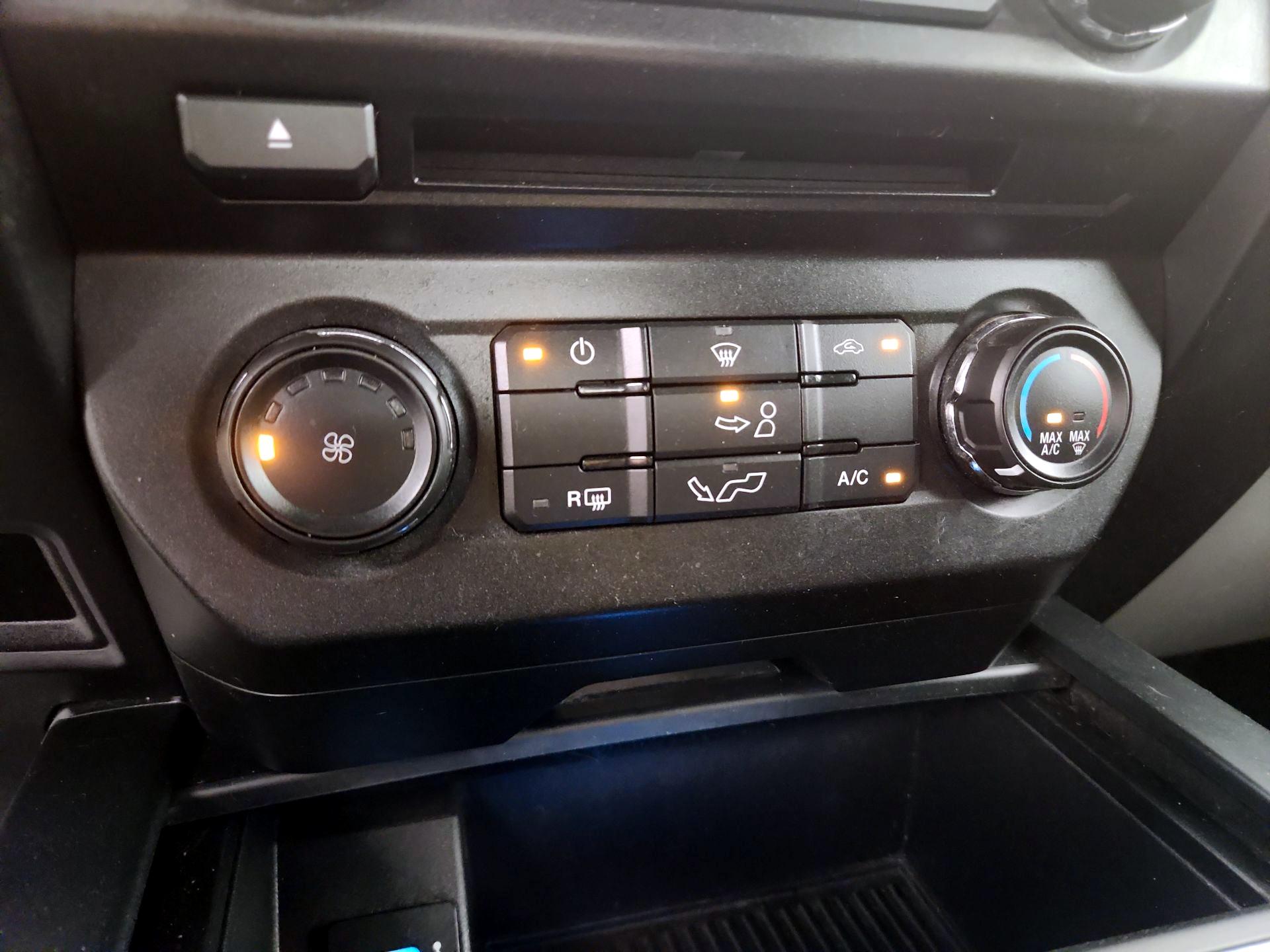 Thumbnail: 2018 Ford F-150 - 16