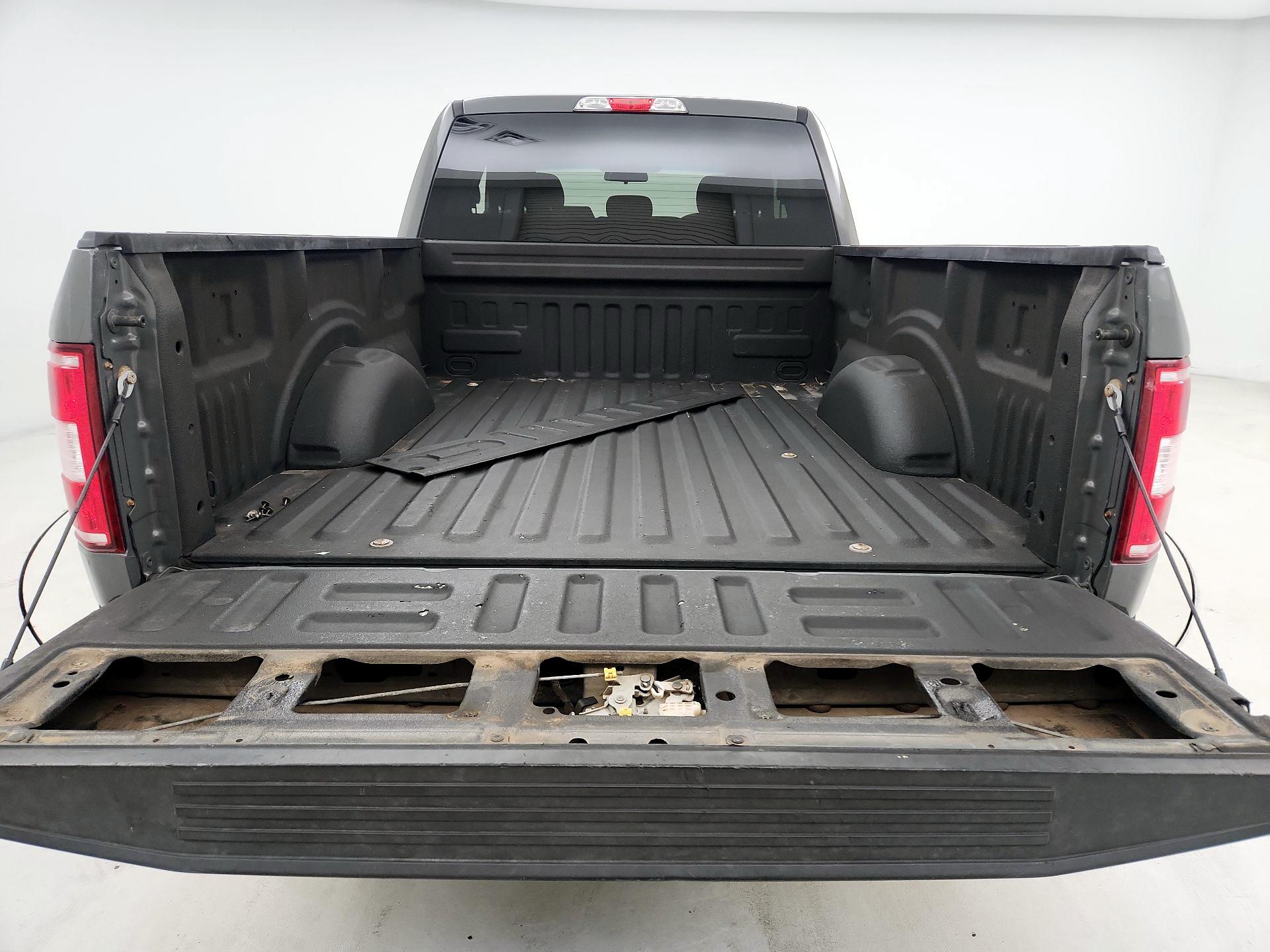 Thumbnail: 2018 Ford F-150 - 20