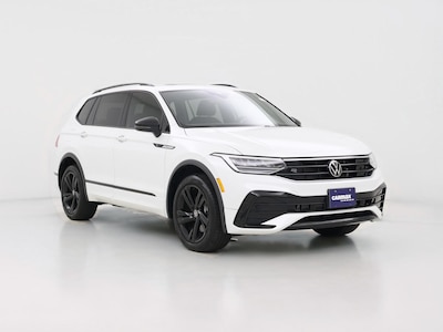 White 2023 Volkswagen Tiguan SE R-Line Black
