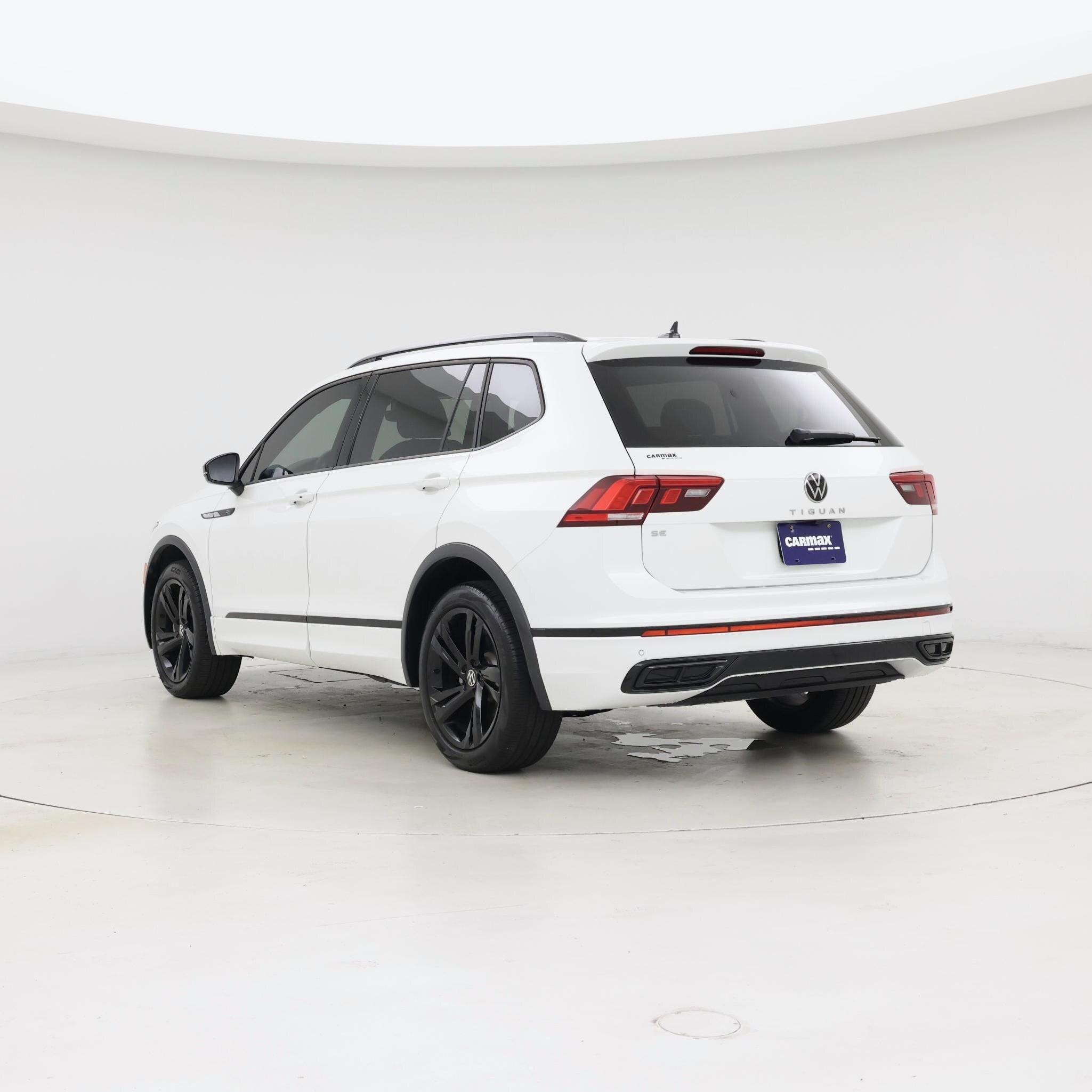 Thumbnail: 2023 Volkswagen Tiguan - 2
