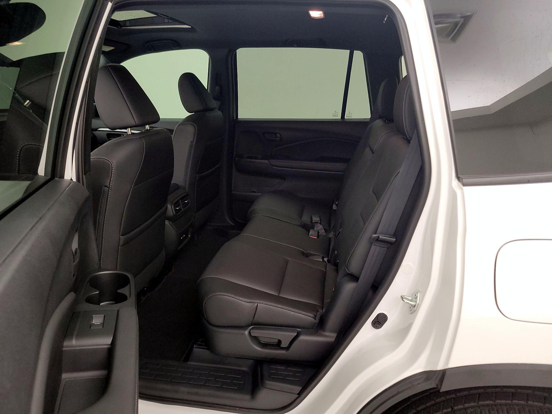 Thumbnail: 2025 Honda Passport - 20