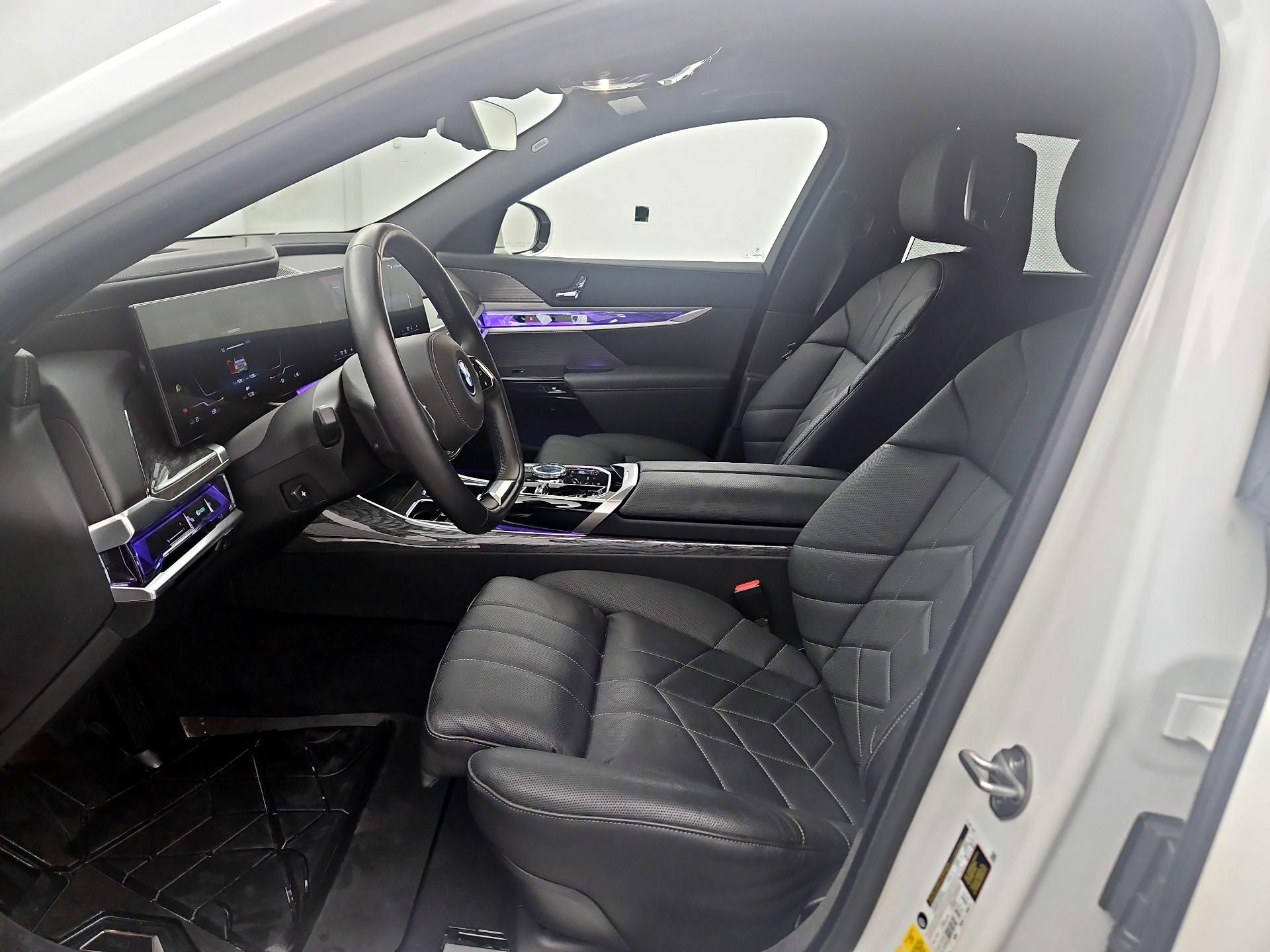 Thumbnail: 2024 BMW i7 - 11