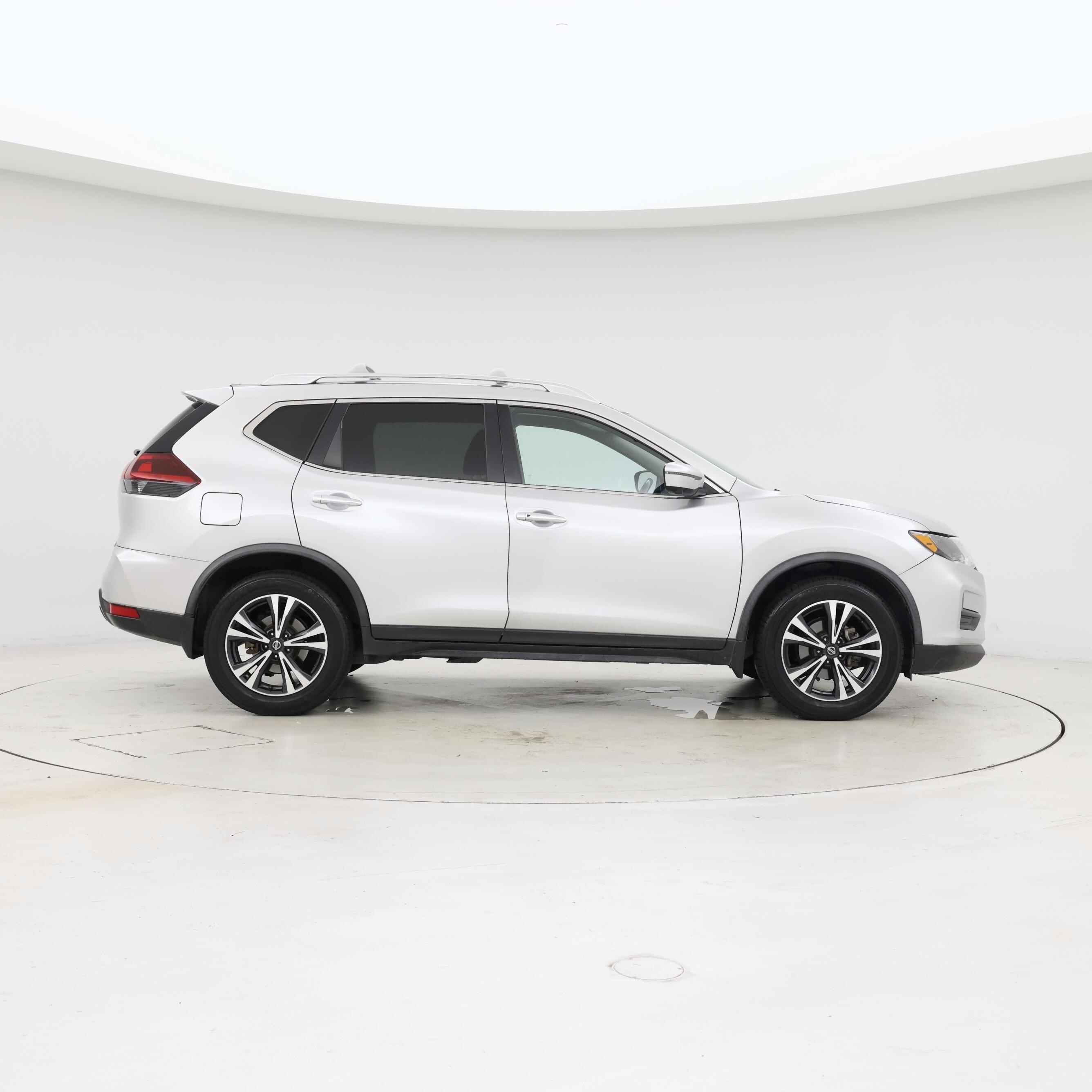 Thumbnail: 2020 Nissan Rogue - 7