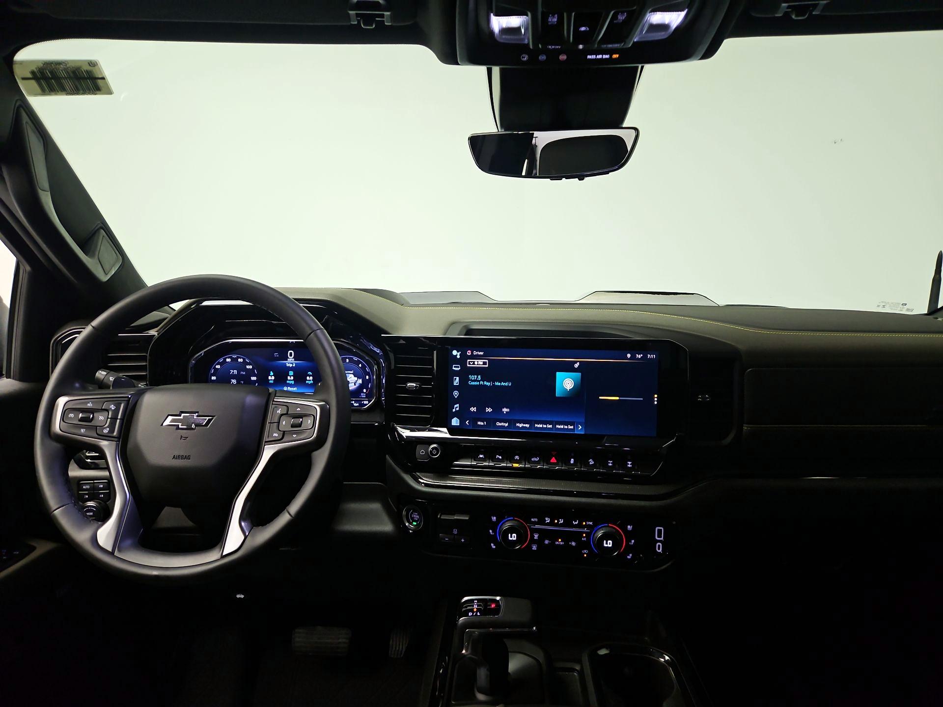Thumbnail: 2023 Chevrolet Silverado 1500 - 9