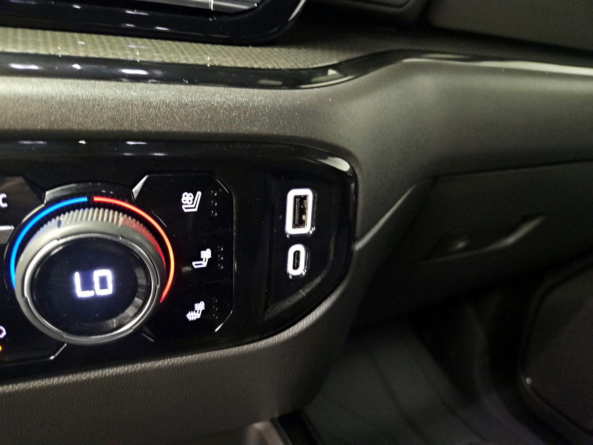 Thumbnail: 2023 Chevrolet Silverado 1500 - 18