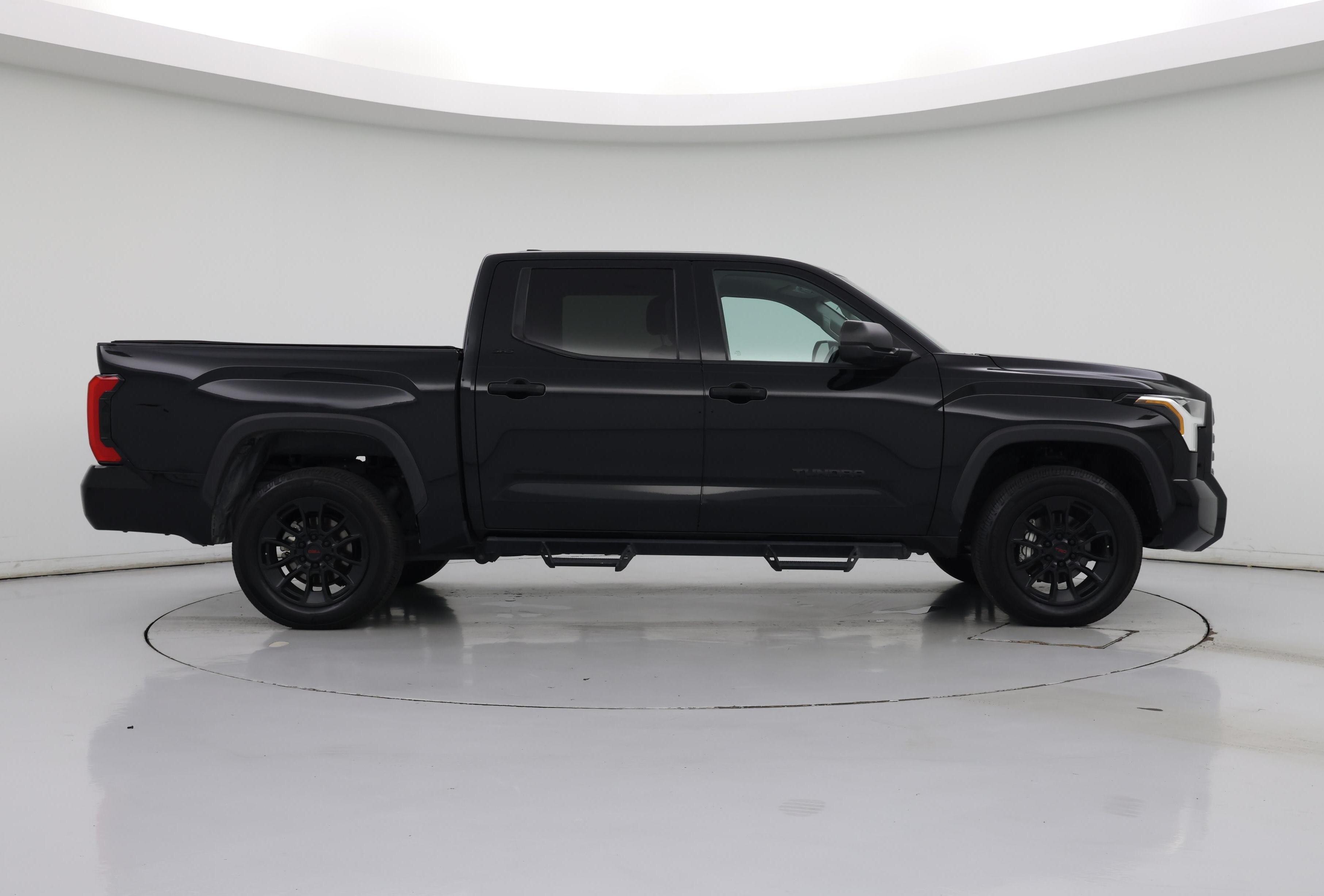 Thumbnail: 2023 Toyota Tundra - 7