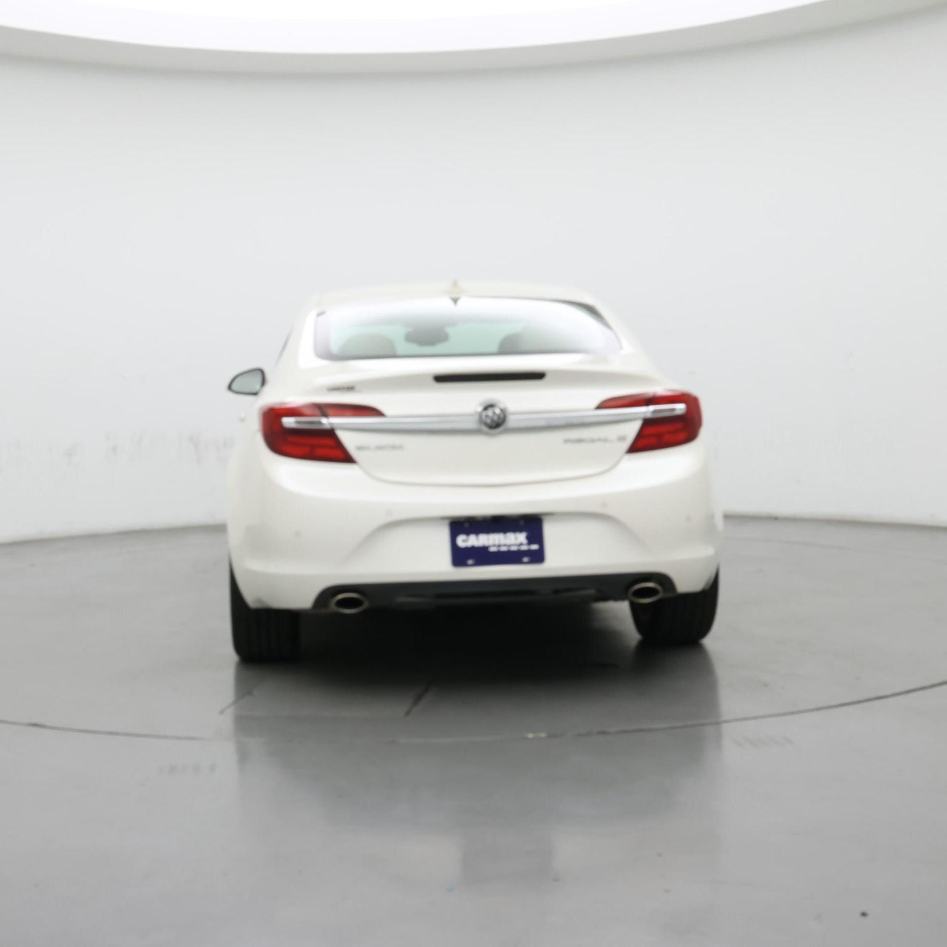 Thumbnail: 2015 Buick Regal - 6
