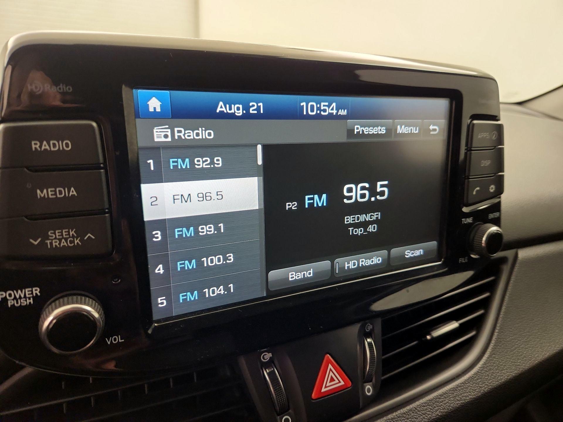 Thumbnail: 2018 Hyundai Elantra - 15